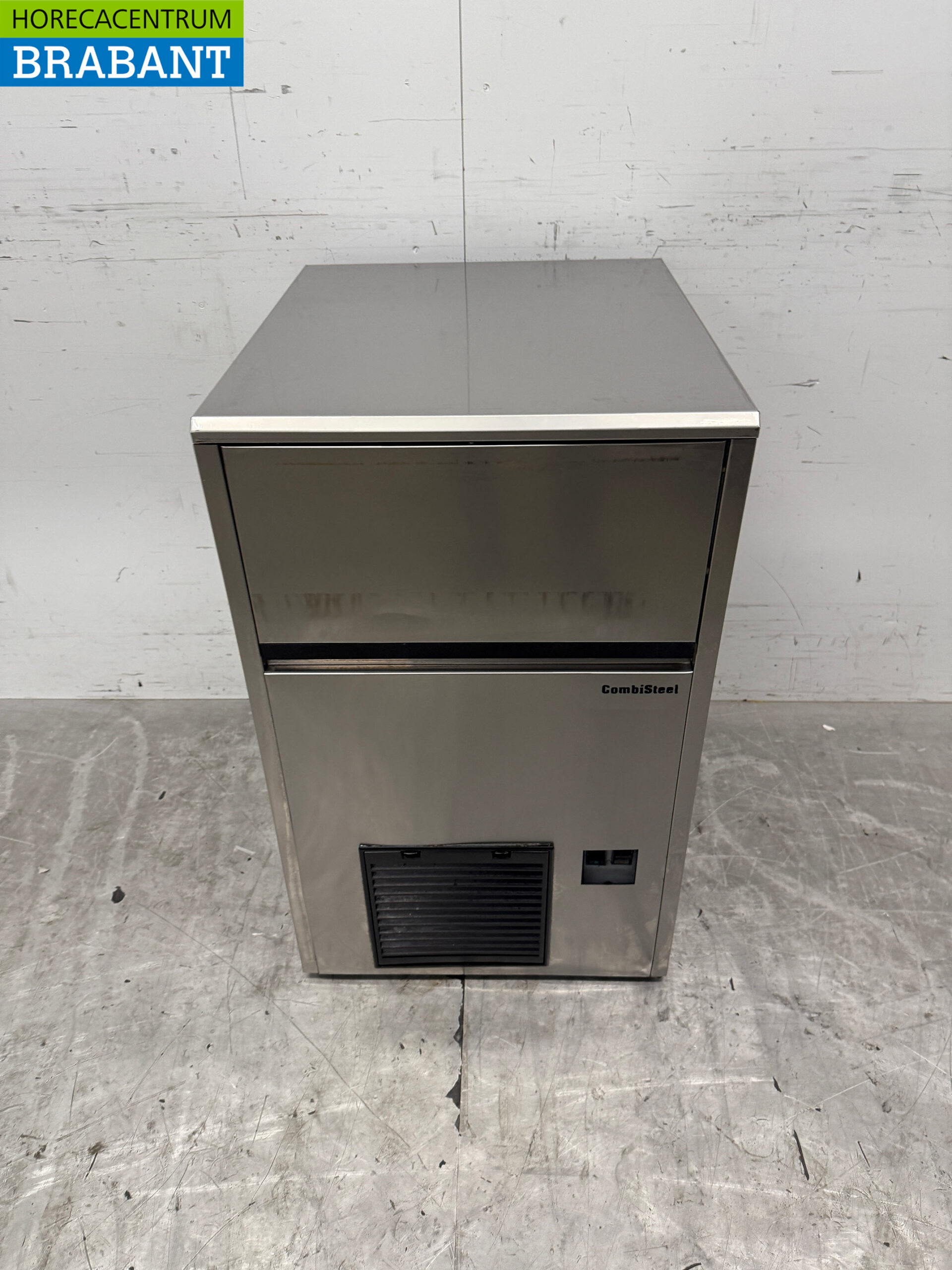 RVS Combisteel Ijsblokjesmachine 47 kg/per dag 28 kg bunker 230V Horeca