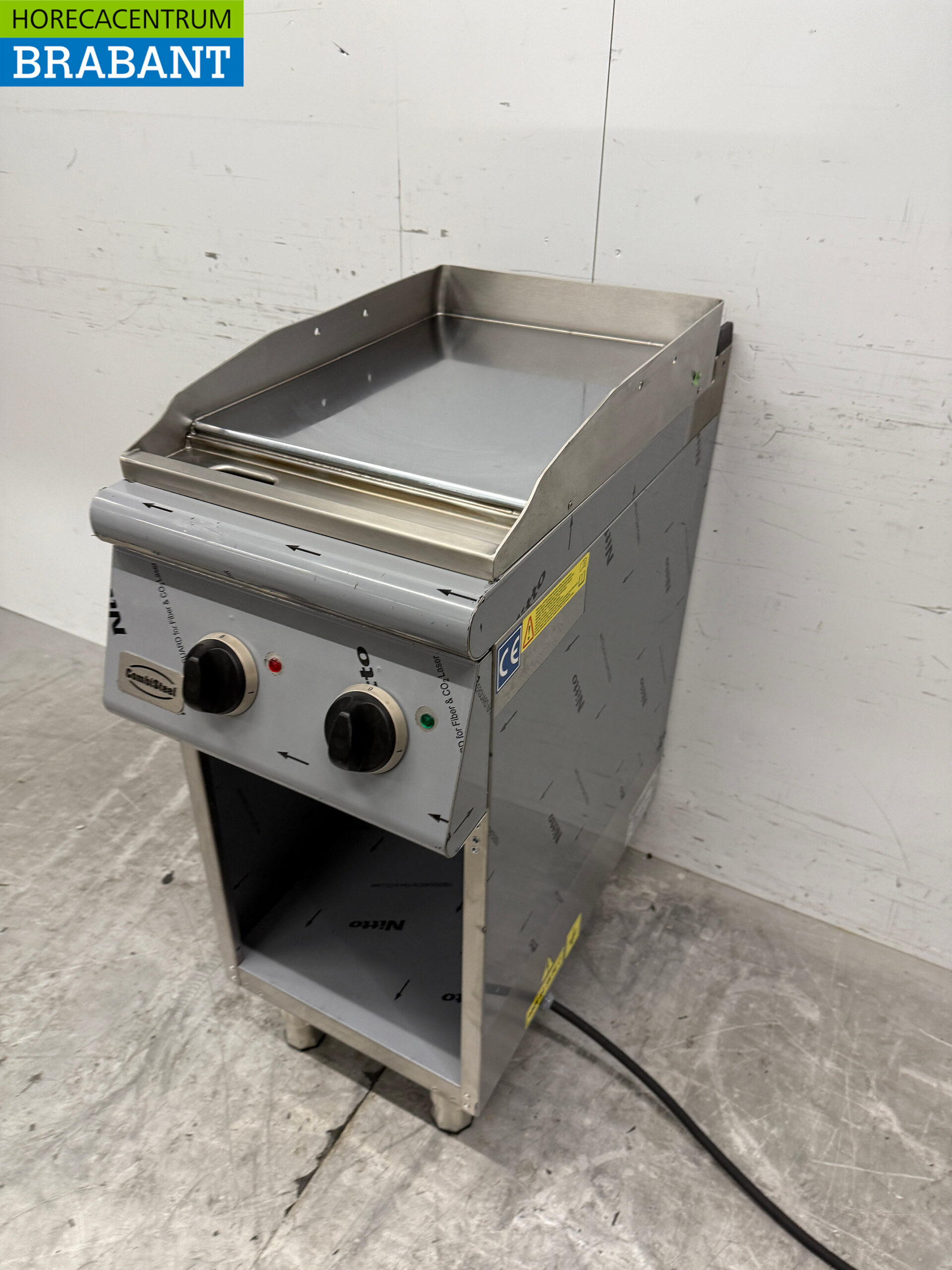 RVS Combisteel Spiegelbakplaat Chroom 40 cm 400V Horeca - Afbeelding 2