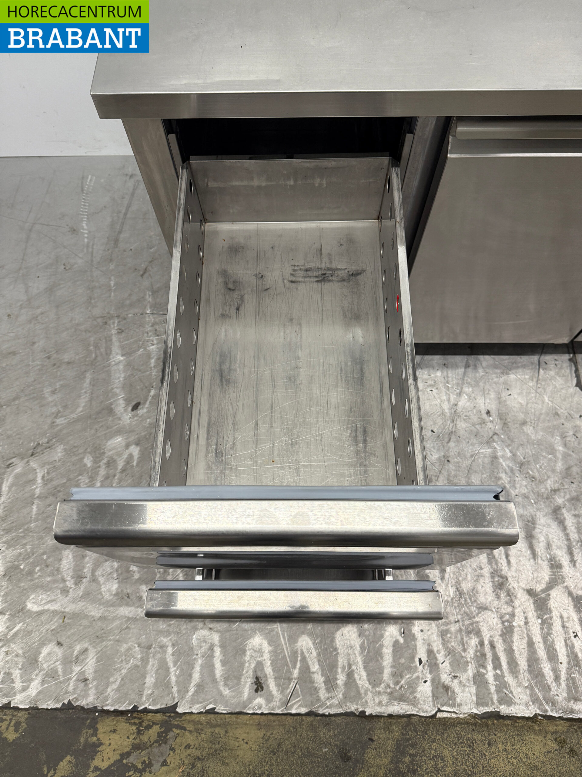 RVS Ecofrost Koelwerkbank 2 Deuren en 2 Laden 179,5 cm 230V Horeca - Afbeelding 5