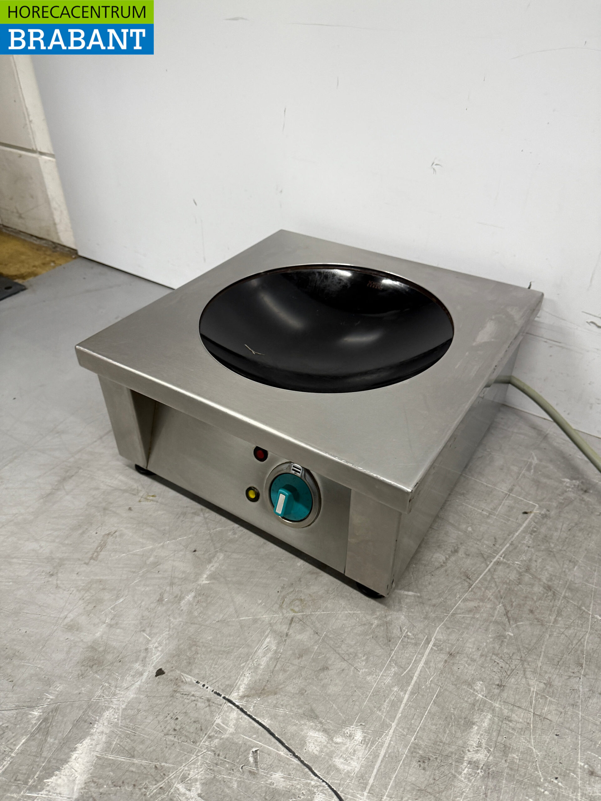 RVS Bohner Inductie Wok Wokplaat met wokpan 5 kW 400V Horeca - Afbeelding 2