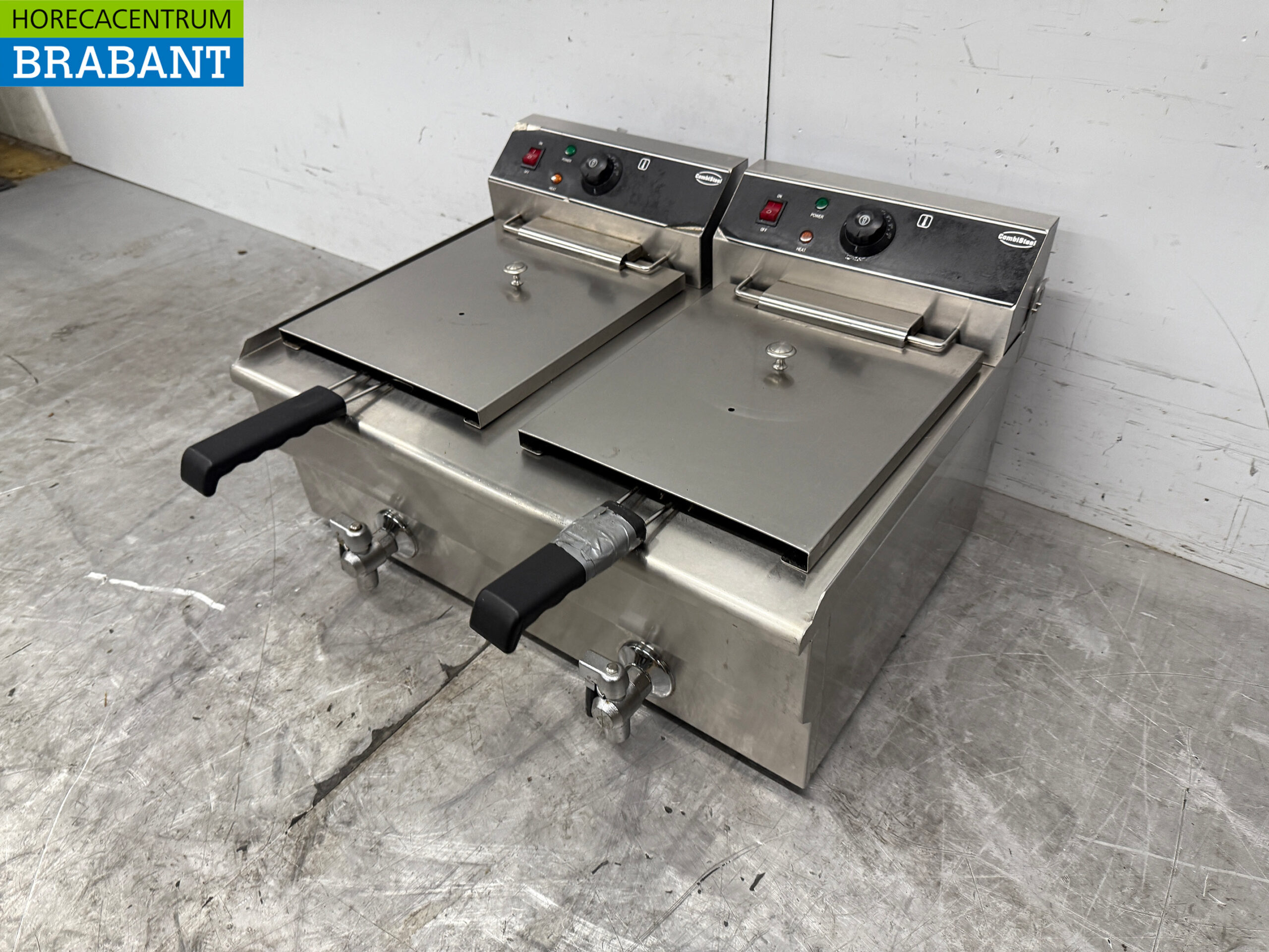 RVS Combisteel Dubbele Friteuse 2 x 16 liter 2 x 400V Horeca - Afbeelding 2