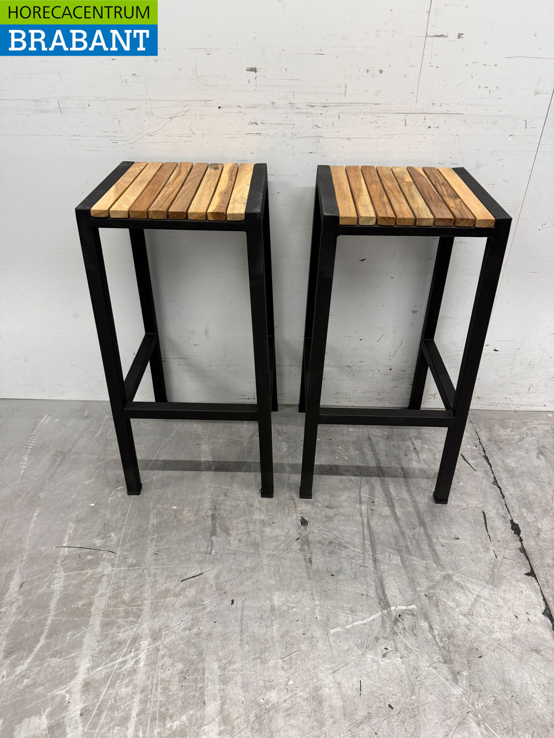Bolero stalen en acaciahouten Barkrukken Krukken Terraskrukken 2 stuks Horeca