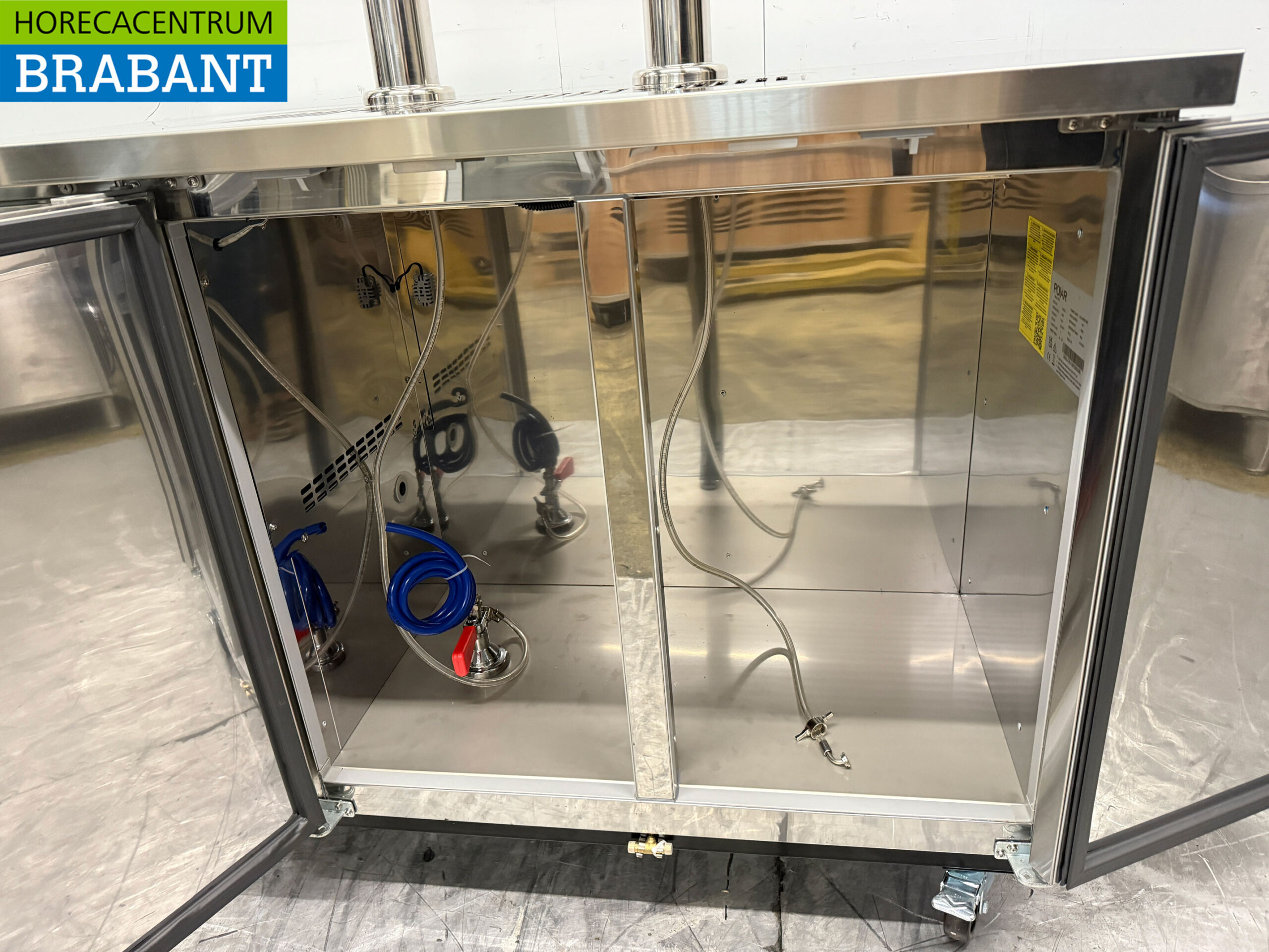 Polar GE633 Verrijdbare bierkoeler fustenkoeler biertap met dubbele tapkraan en toebehoren 230V Horeca - Afbeelding 4