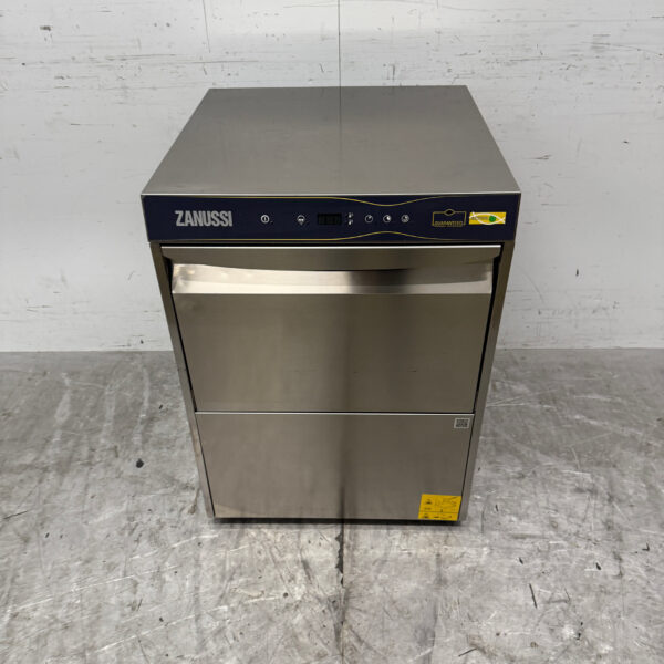 RVS Zanussi Vaatwasser met afvoerpomp 230V Horeca
