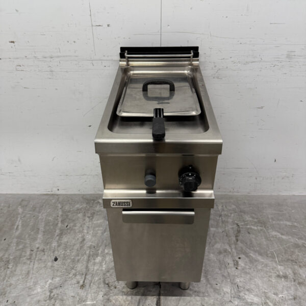 RVS Zanussi Friteuse 14 liter GAS Horeca