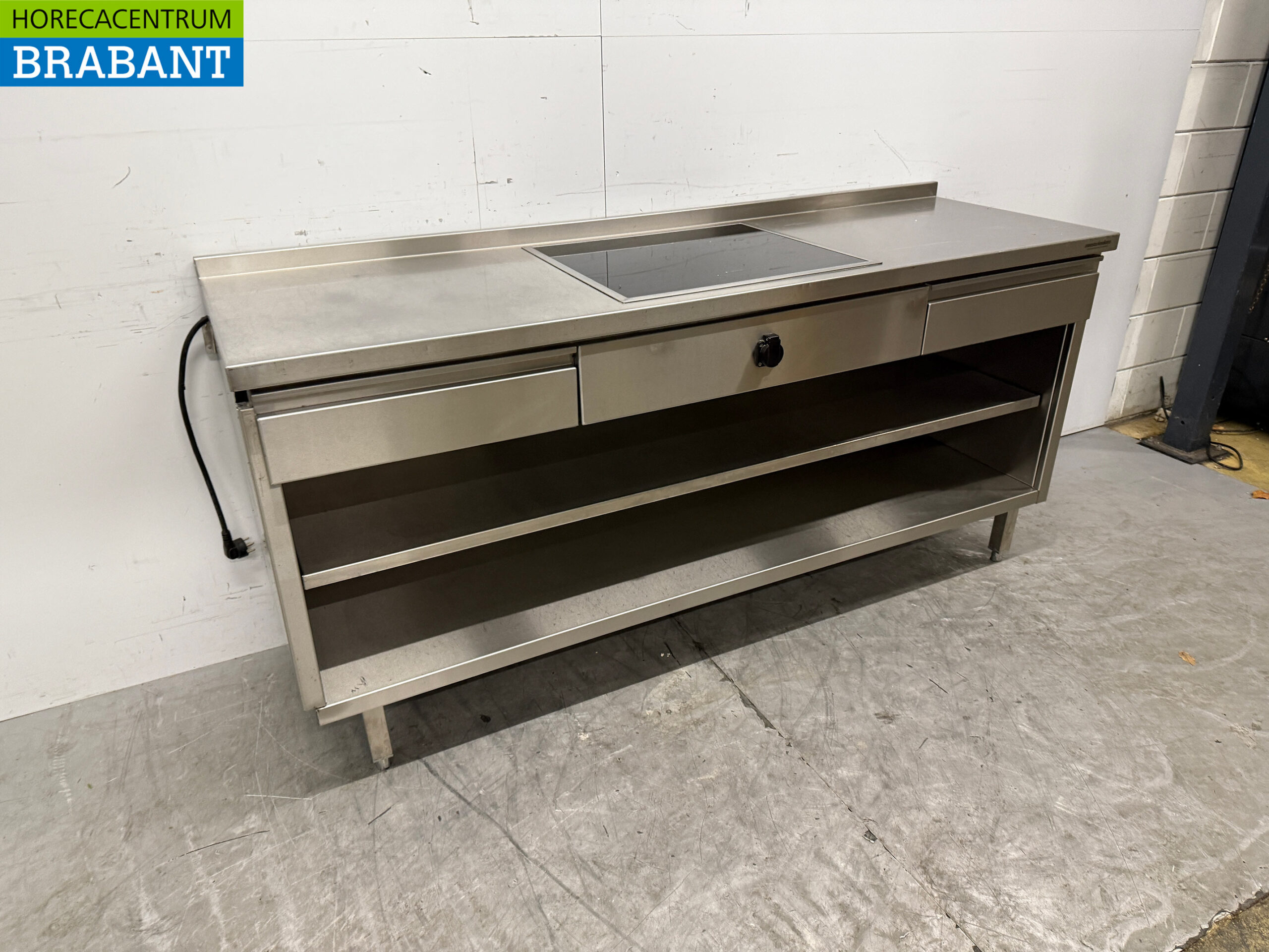 RVS Werktafel met inbouw inductie Fornuis 188 cm 400V Horeca - Afbeelding 2