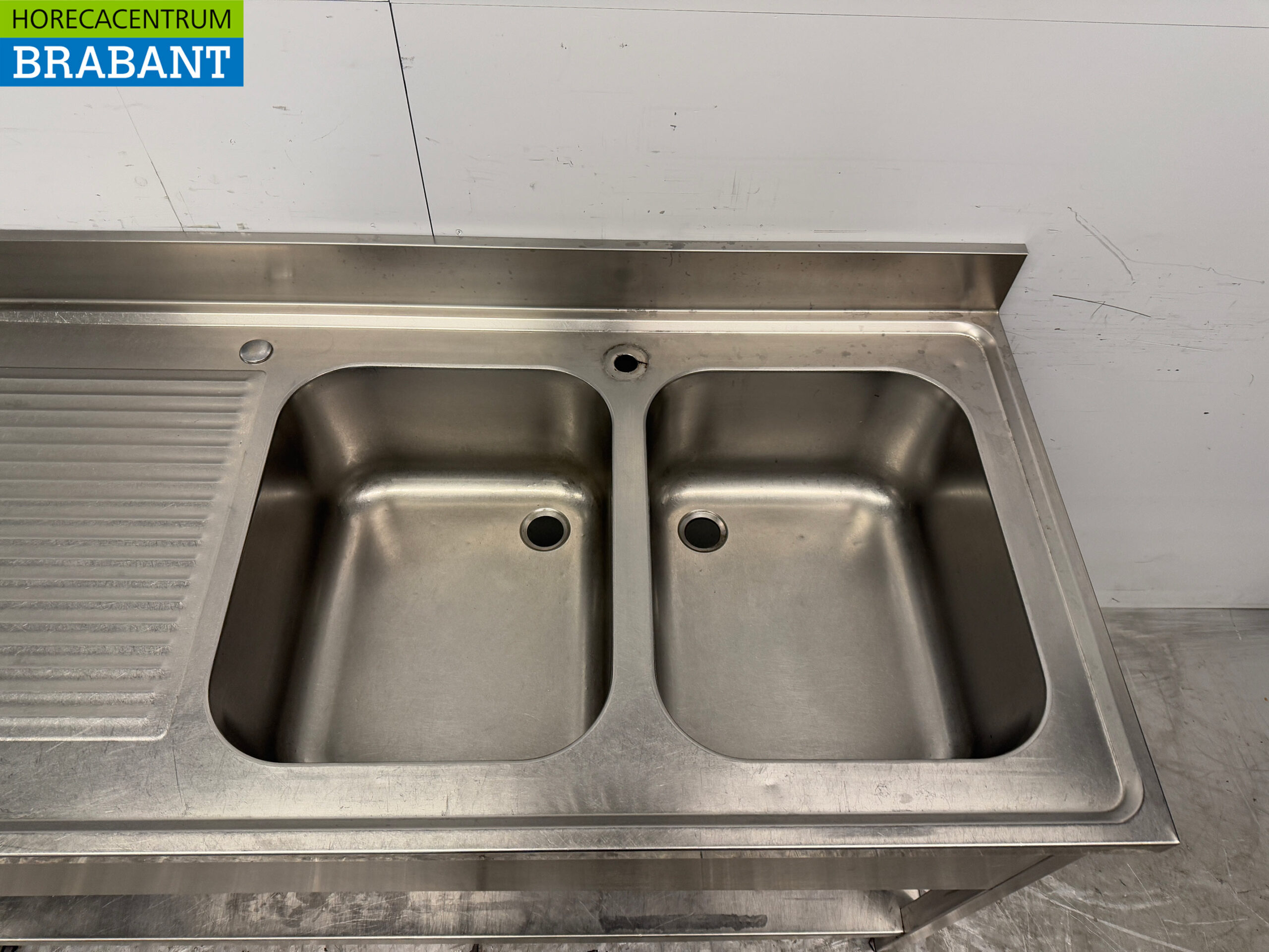 RVS Spoeltafel met Dubbele Spoelbakken 160 x 70 x 91,5 cm Horeca - Afbeelding 4