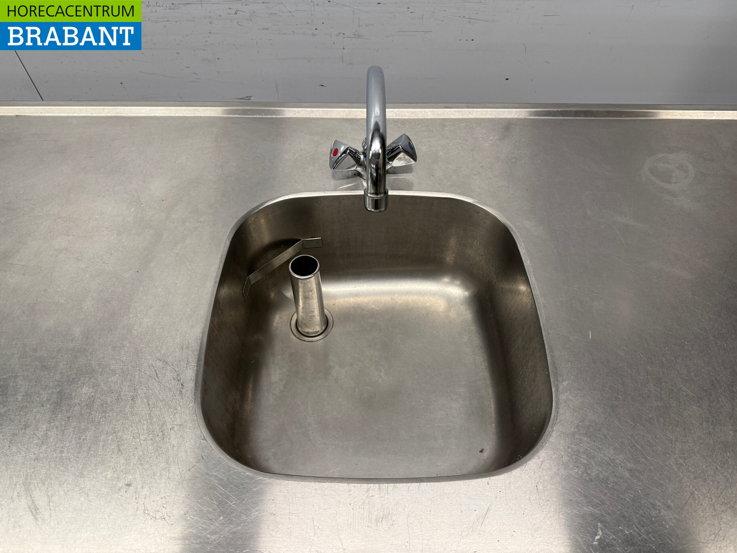 RVS Spoeltafel Spoelbak met kraan 420 x 70 x 91 cm Horeca - Afbeelding 5