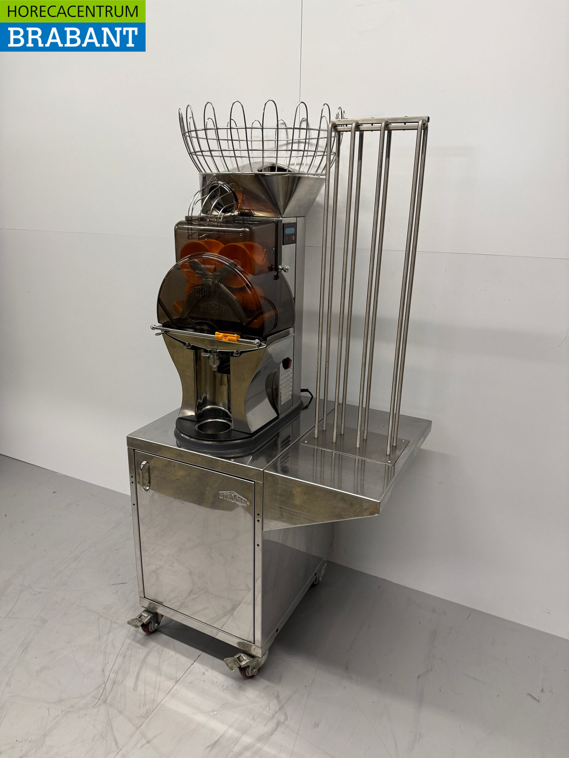 RVS Citrocasa Verrijdbare sinaasappelpers citruspers 230V Horeca 230V Horeca - Afbeelding 2