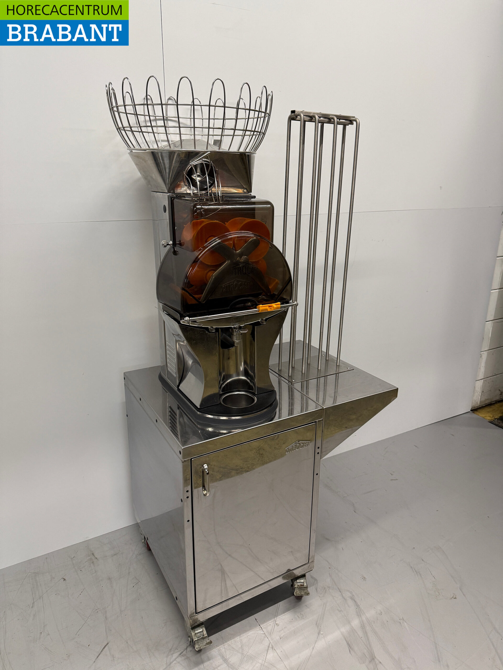 RVS Citrocasa Verrijdbare sinaasappelpers citruspers 230V Horeca 230V Horeca - Afbeelding 3