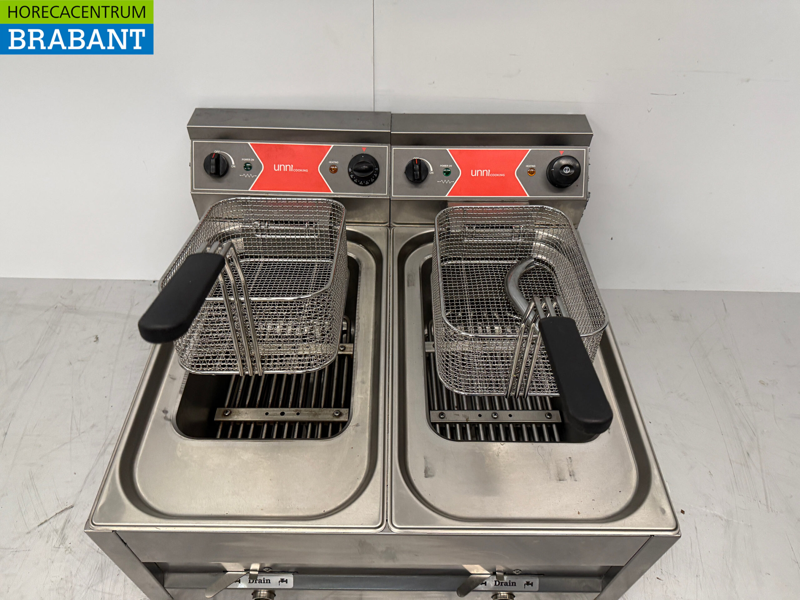 RVS Dubbele Friteuse 2 x 12 liter 400V Horeca - Afbeelding 4