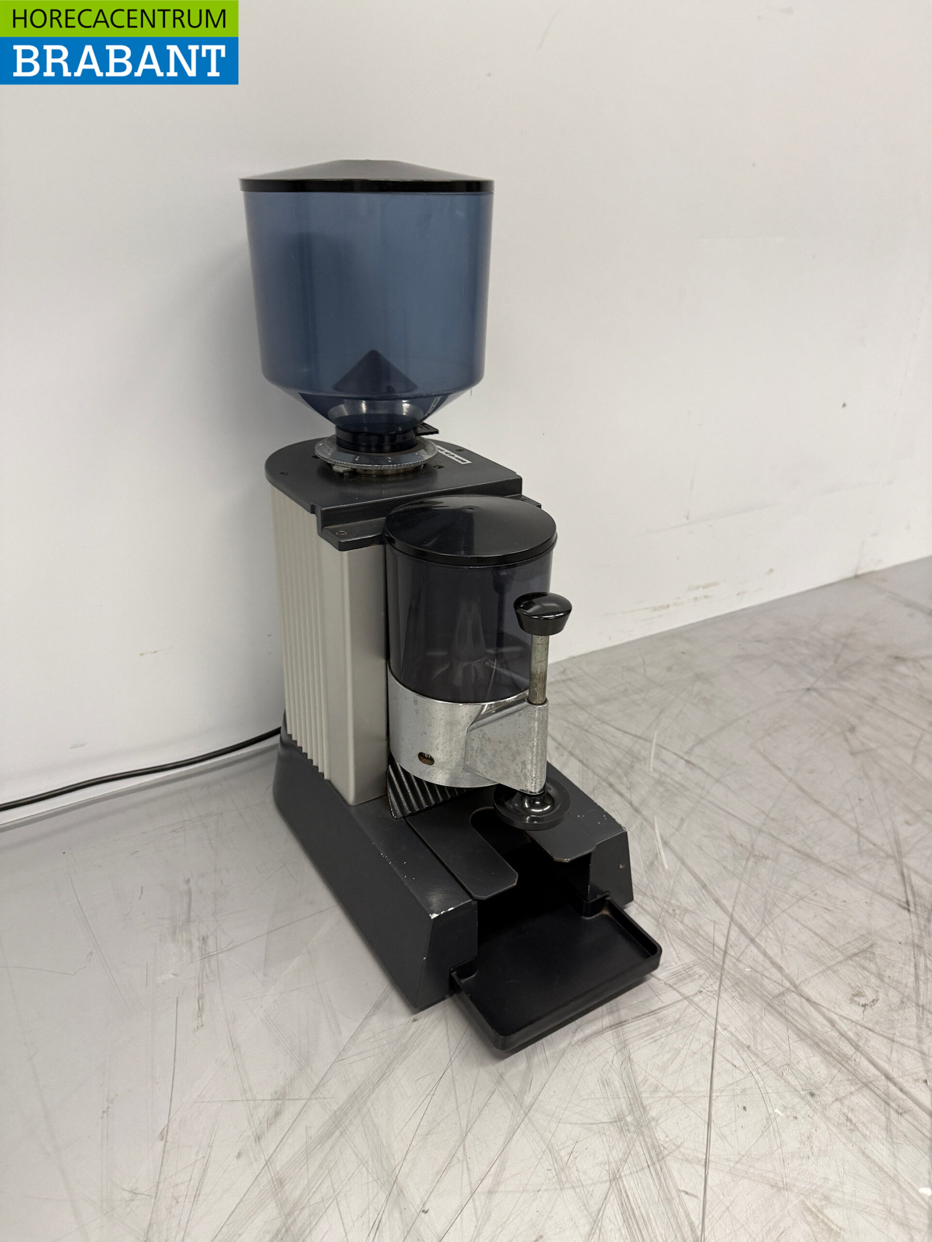 Carimali Bonenmaler Met Reservoir 230V Horeca - Afbeelding 3