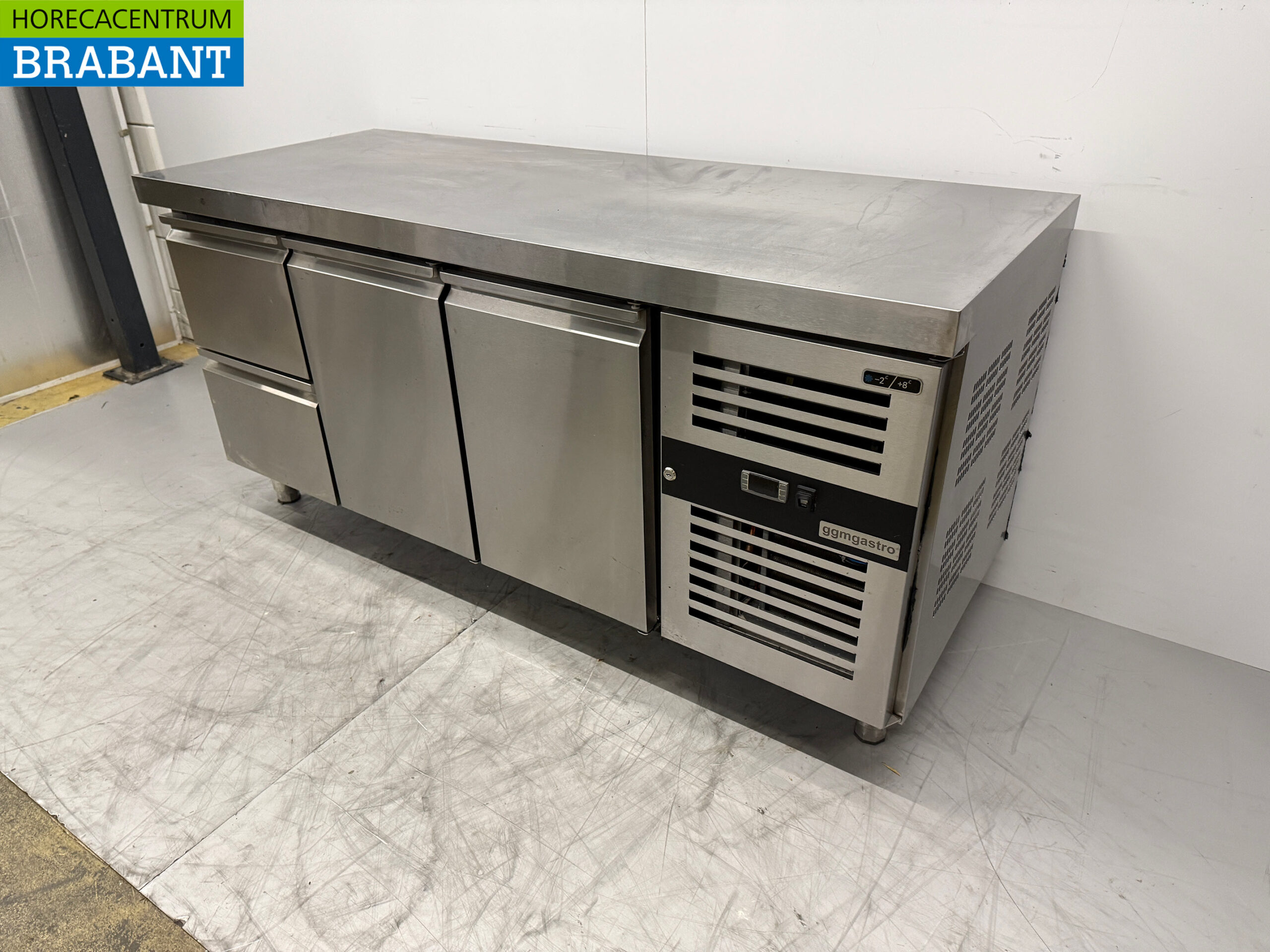 RVS Koelwerkbank 2 Deuren en 2 Laden 179,5 cm 230V Horeca - Afbeelding 2