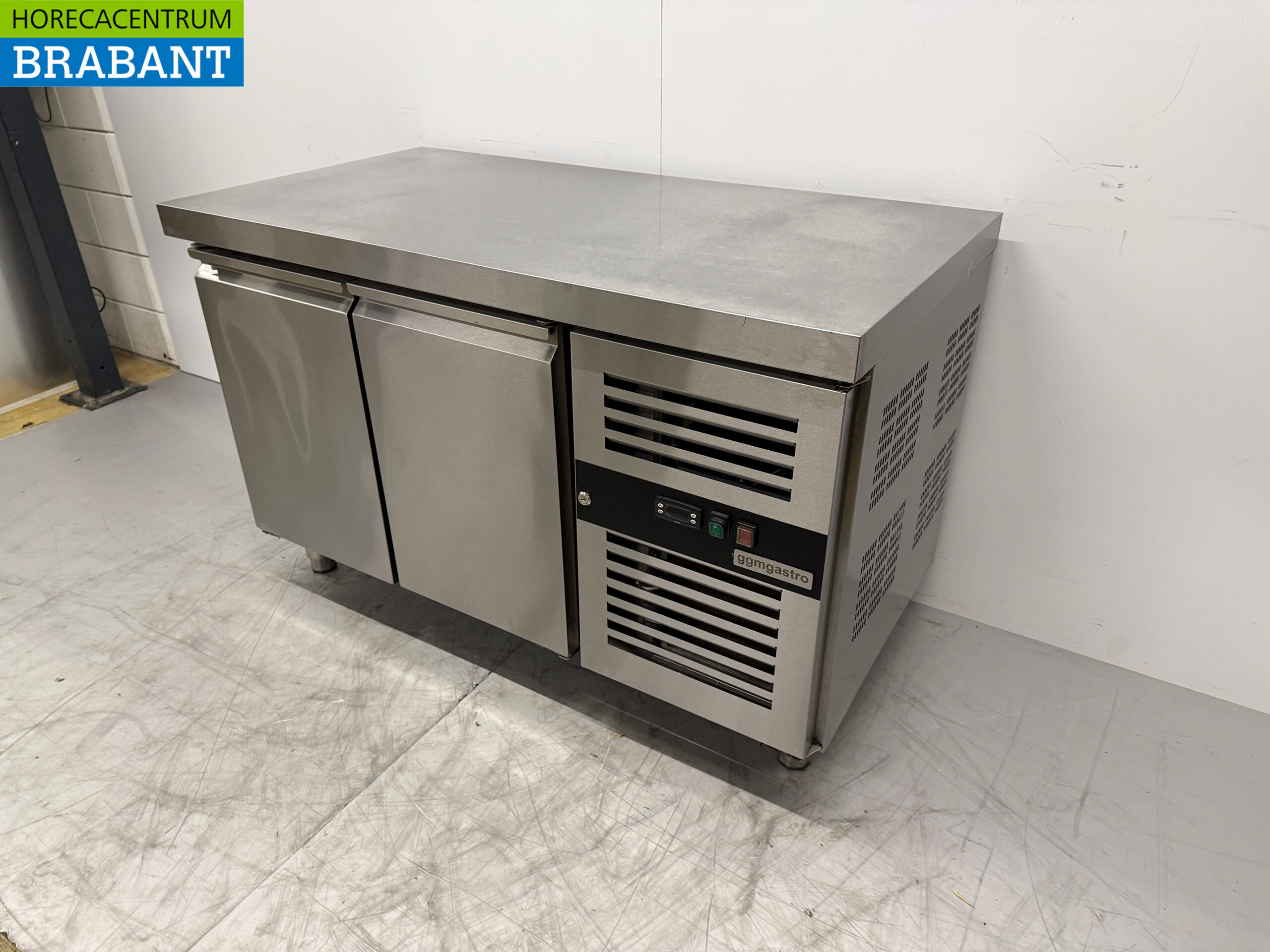 RVS Vrieswerkbank 2 Deuren 136 cm 230V Horeca - Afbeelding 2