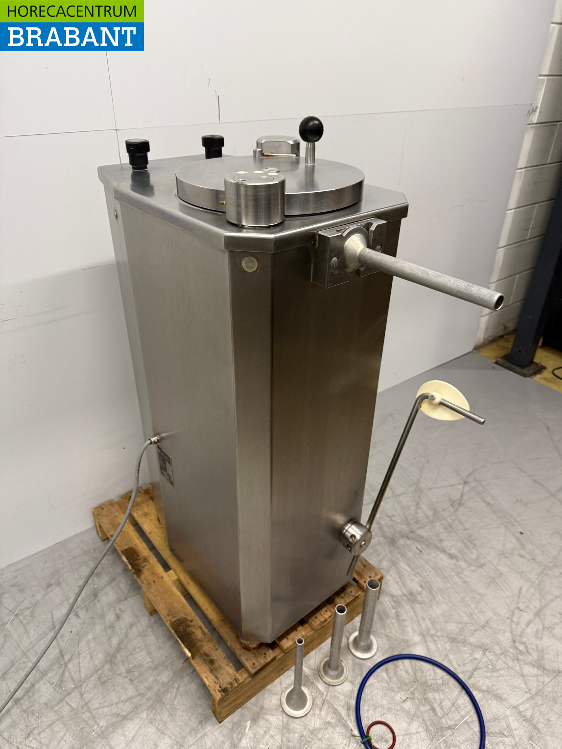 RVS Baader Foodlogistik Worstenvuller Vulbus 30 liter 400V Slagerij - Afbeelding 3