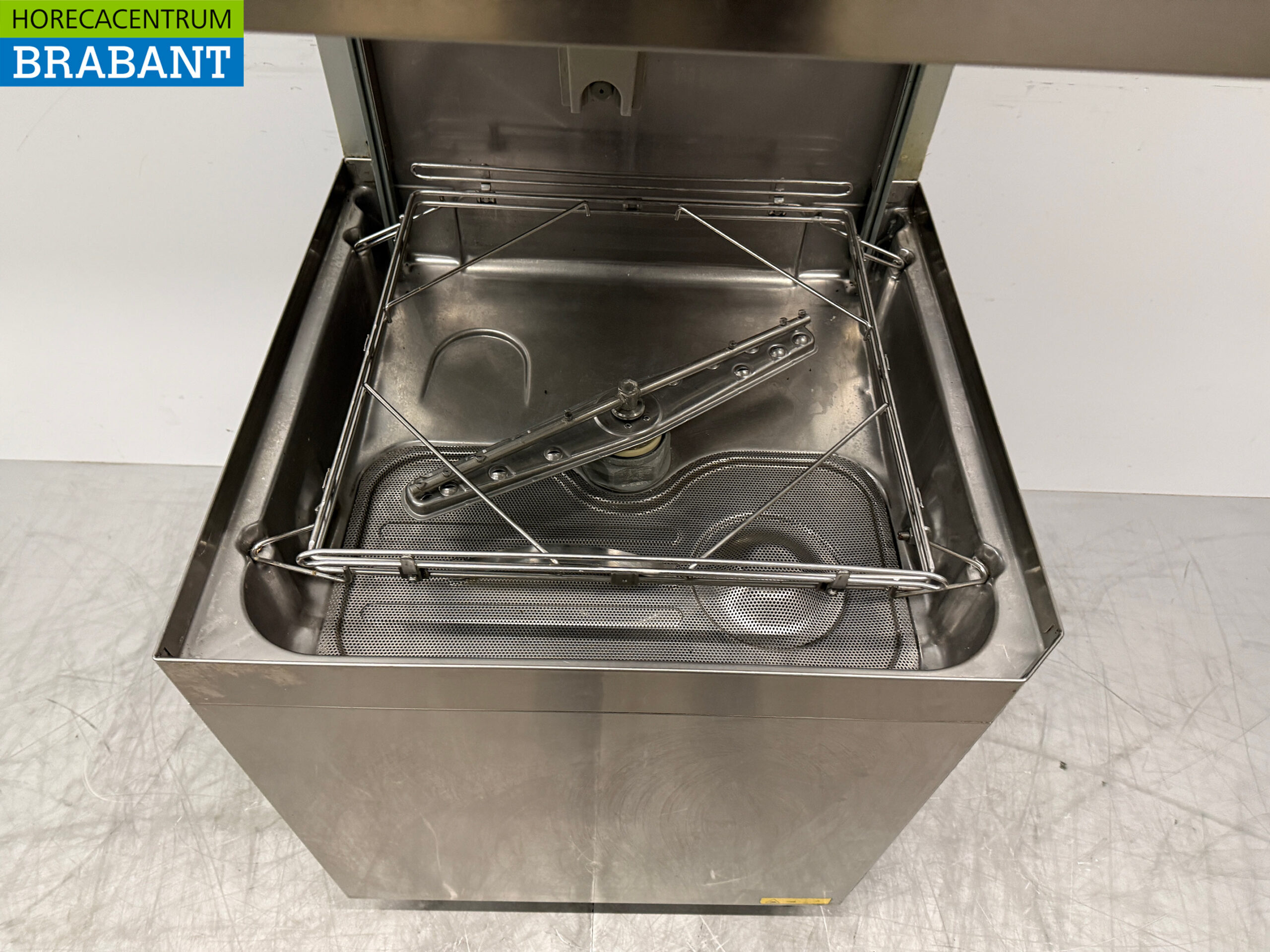 RVS Zanussi Doorschuifvaatwasser met afvoerpomp 400V Horeca - Afbeelding 4