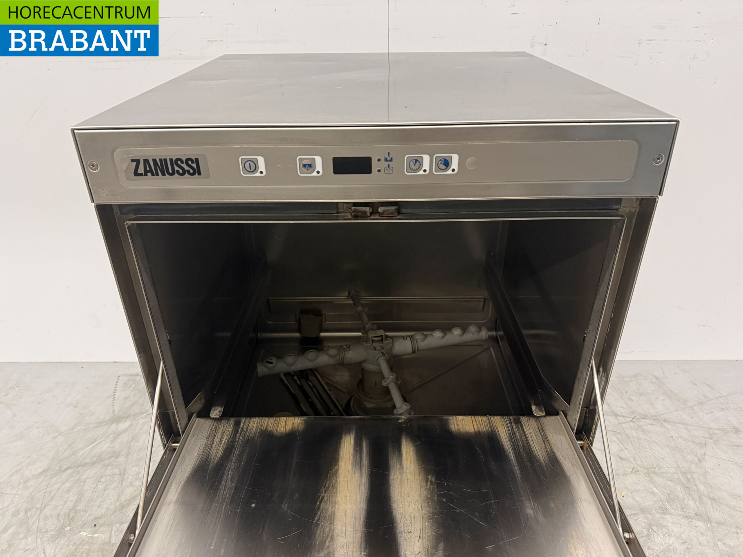 RVS Zanussi Vaatwasser 230V Horeca - Afbeelding 4