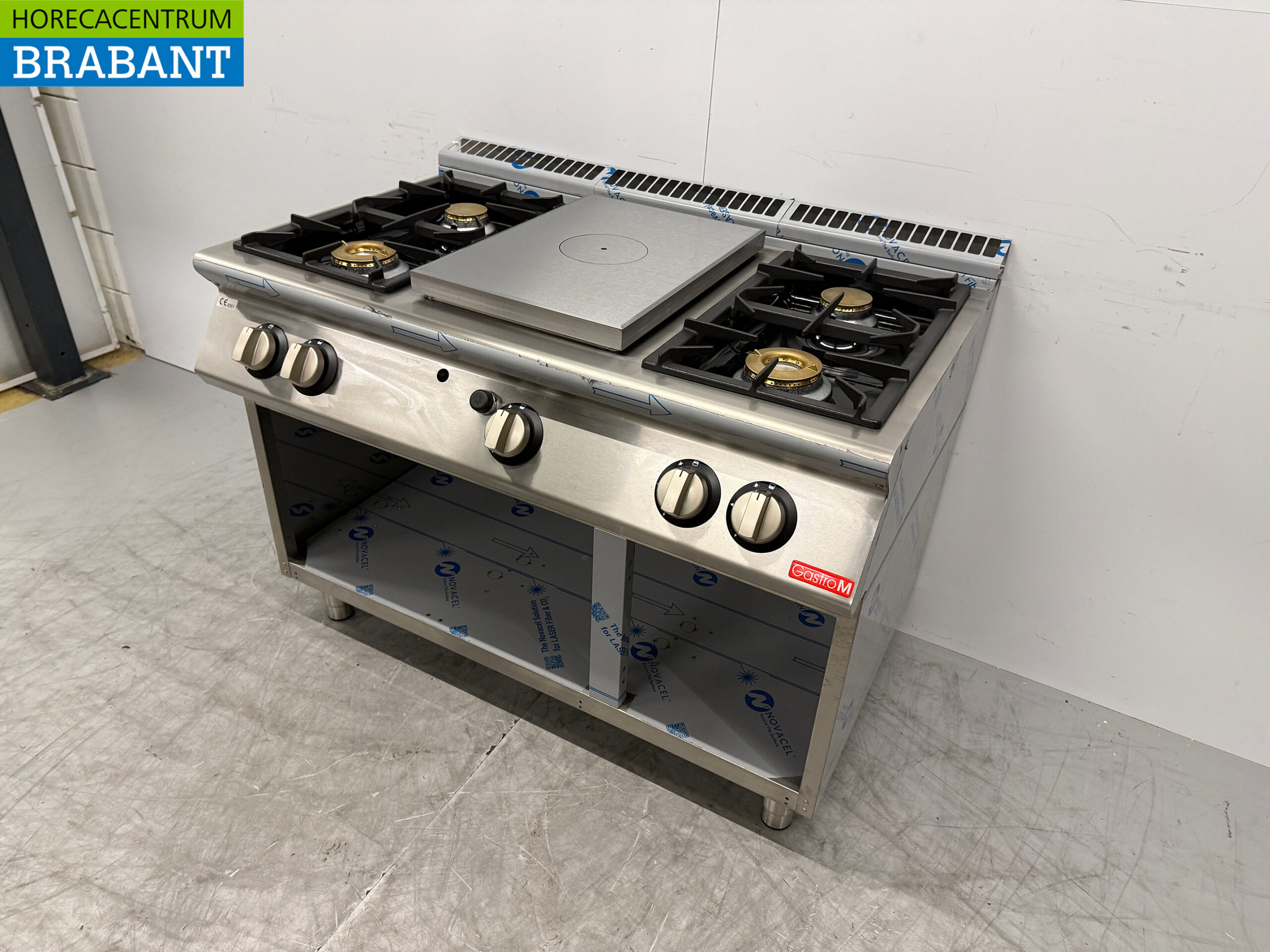 RVS Gastro-M 4 Pits Fornuis met Doorkookplaat 120 cm GAS Horeca - Afbeelding 2