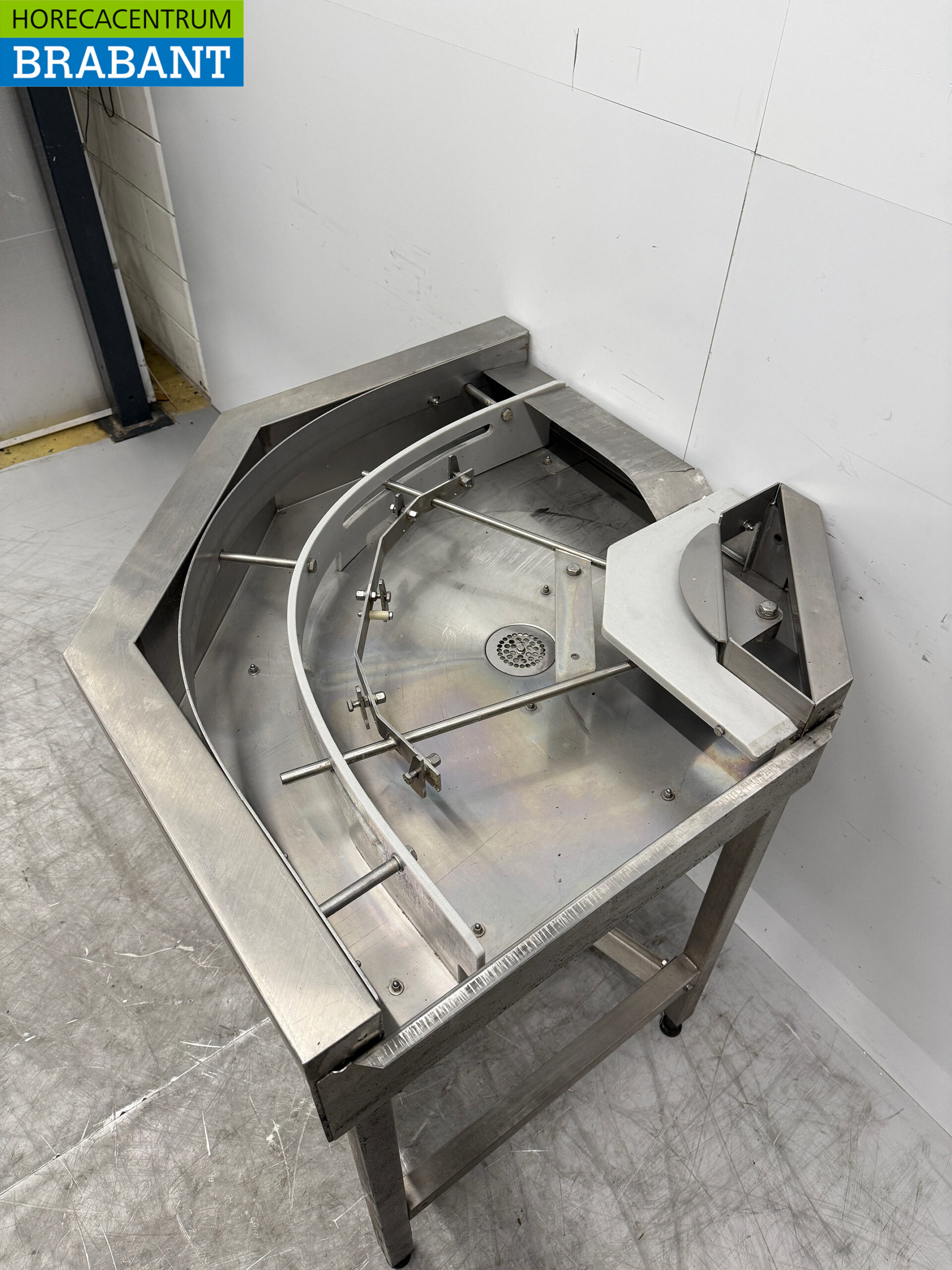 RVS Afvoertafel ten behoeve van Doorschuifvaatwasser 92,5 x 90 x 91,5 cm Horeca - Afbeelding 4