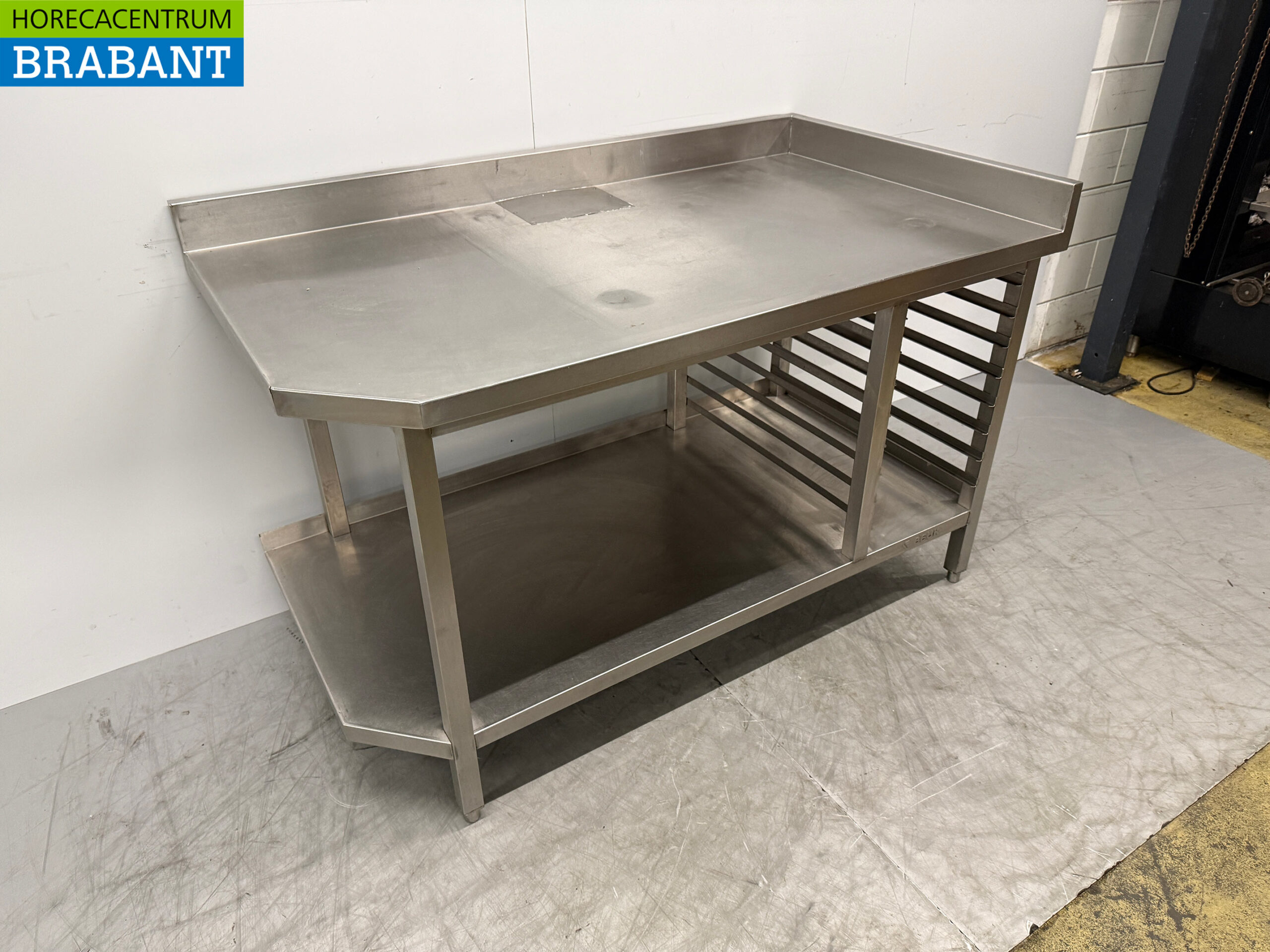 RVS Werktafel met onderschap en regaal 150 x 85 x 90 cm Horeca - Afbeelding 3