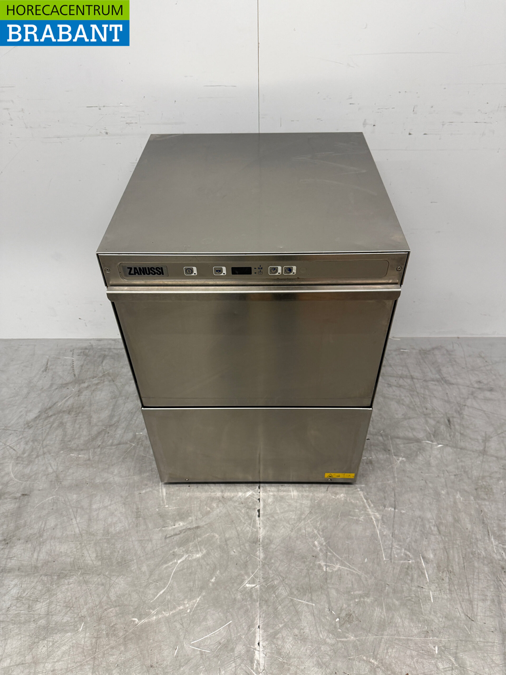 RVS Zanussi NUC3 Vaatwasser 230V Horeca
