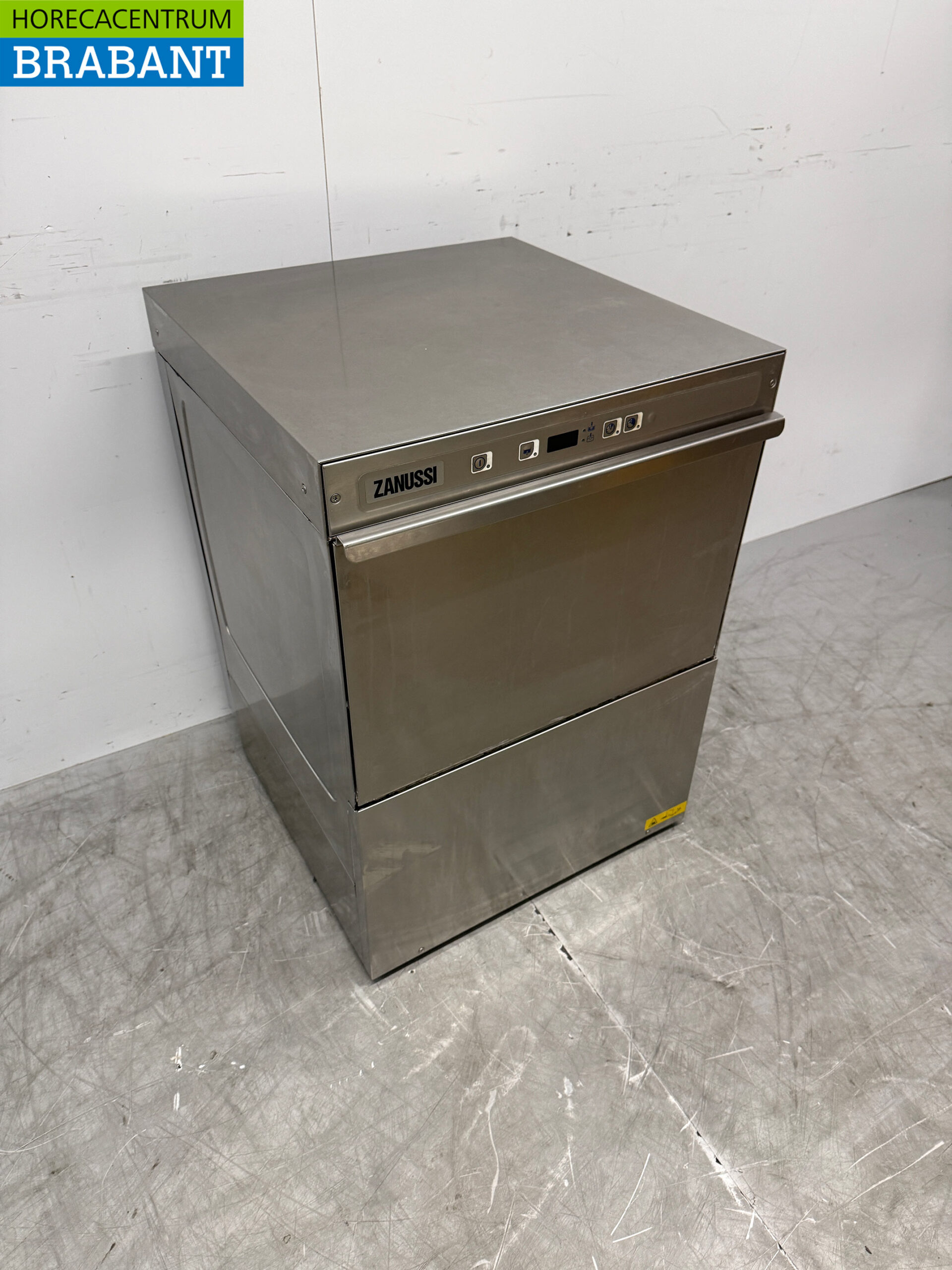 RVS Zanussi NUC Vaatwasser 230V Horeca - Afbeelding 3
