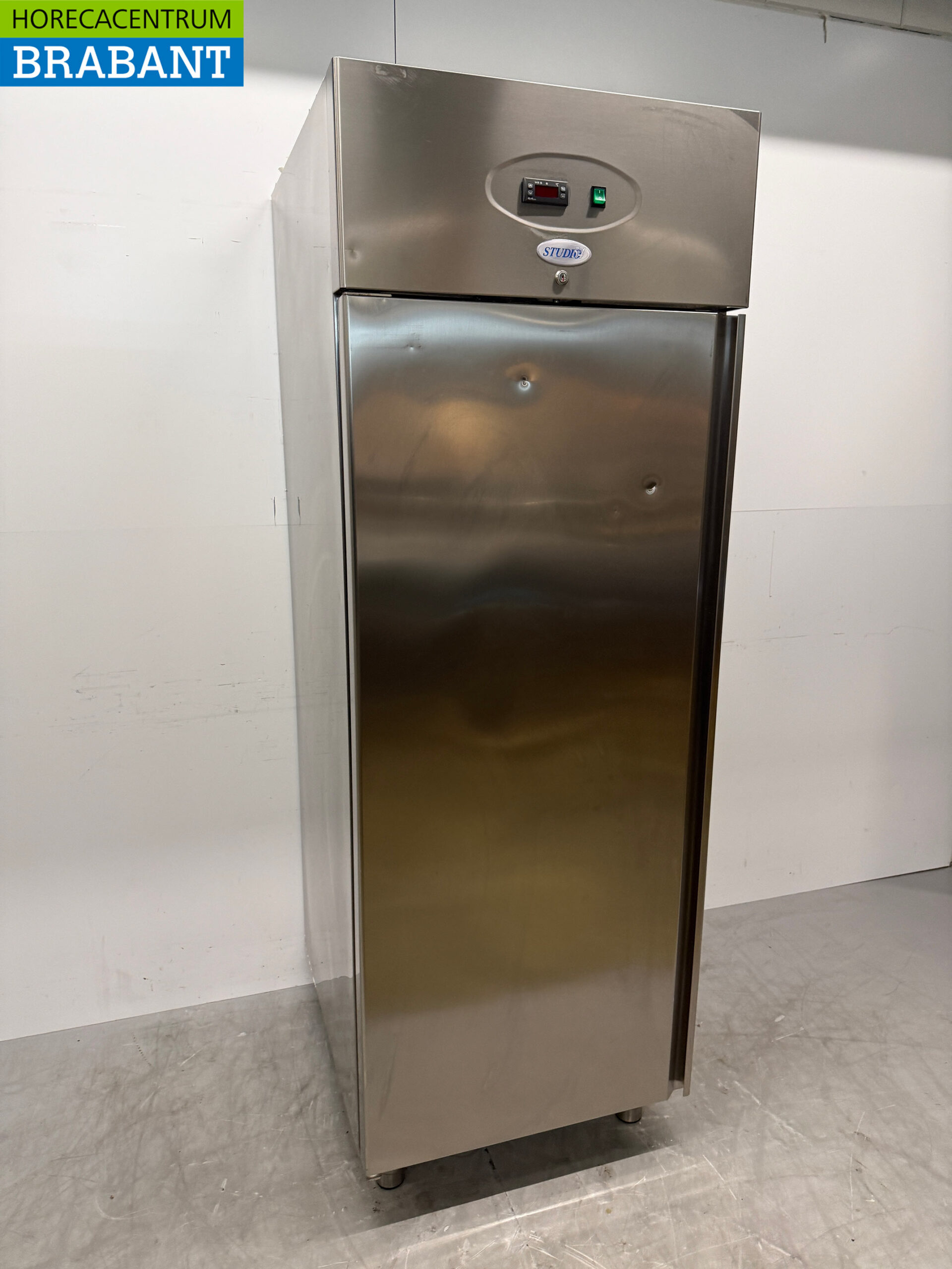 RVS Studio54 Vriezer 700 liter 230V Horeca - Afbeelding 2