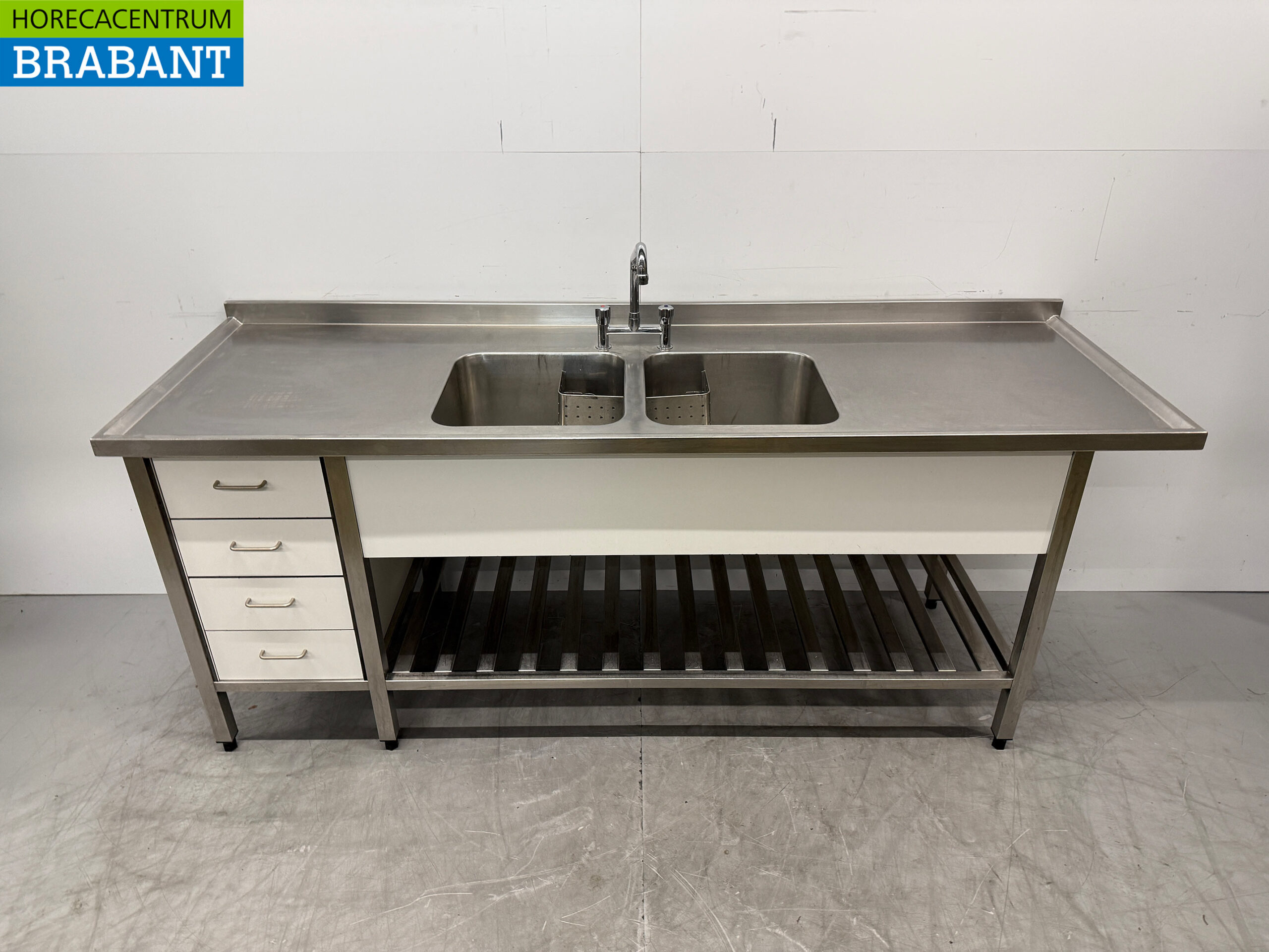 RVS Spoeltafel Dubbele Spoelbakken met kraan 215 x 70 x 90 cm Horeca