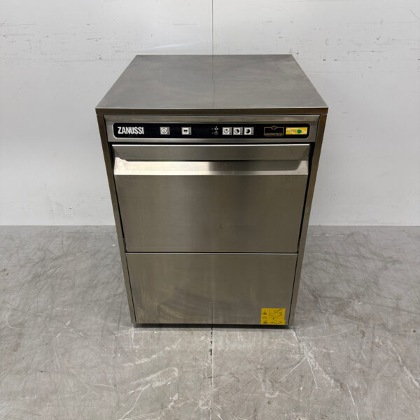 RVS Zanussi Vaatwasser 400V Horeca