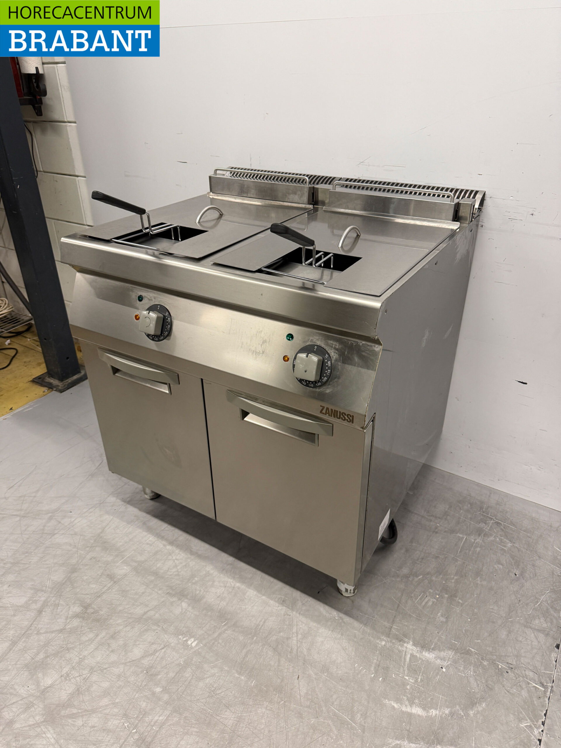 RVS Electrolux Dubbele Friteuse 2 x 15 liter 400V Horeca - Afbeelding 2