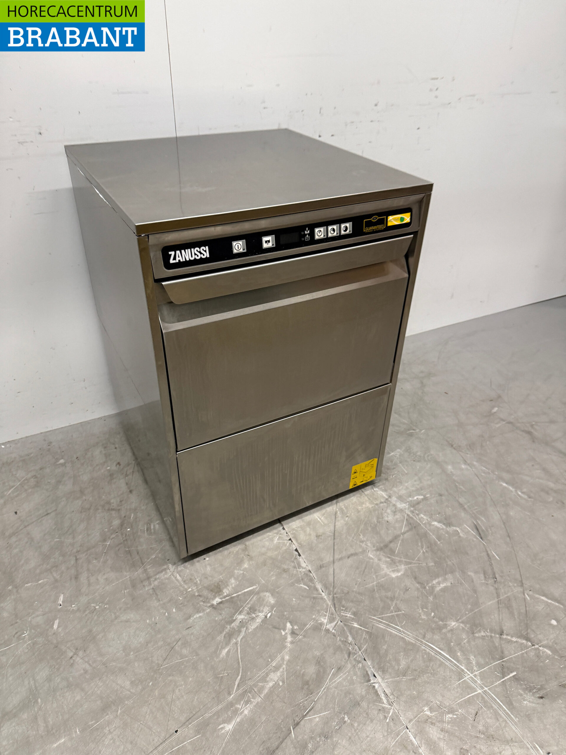 RVS Zanussi ZUCAI Vaatwasser 400V Horeca - Afbeelding 3