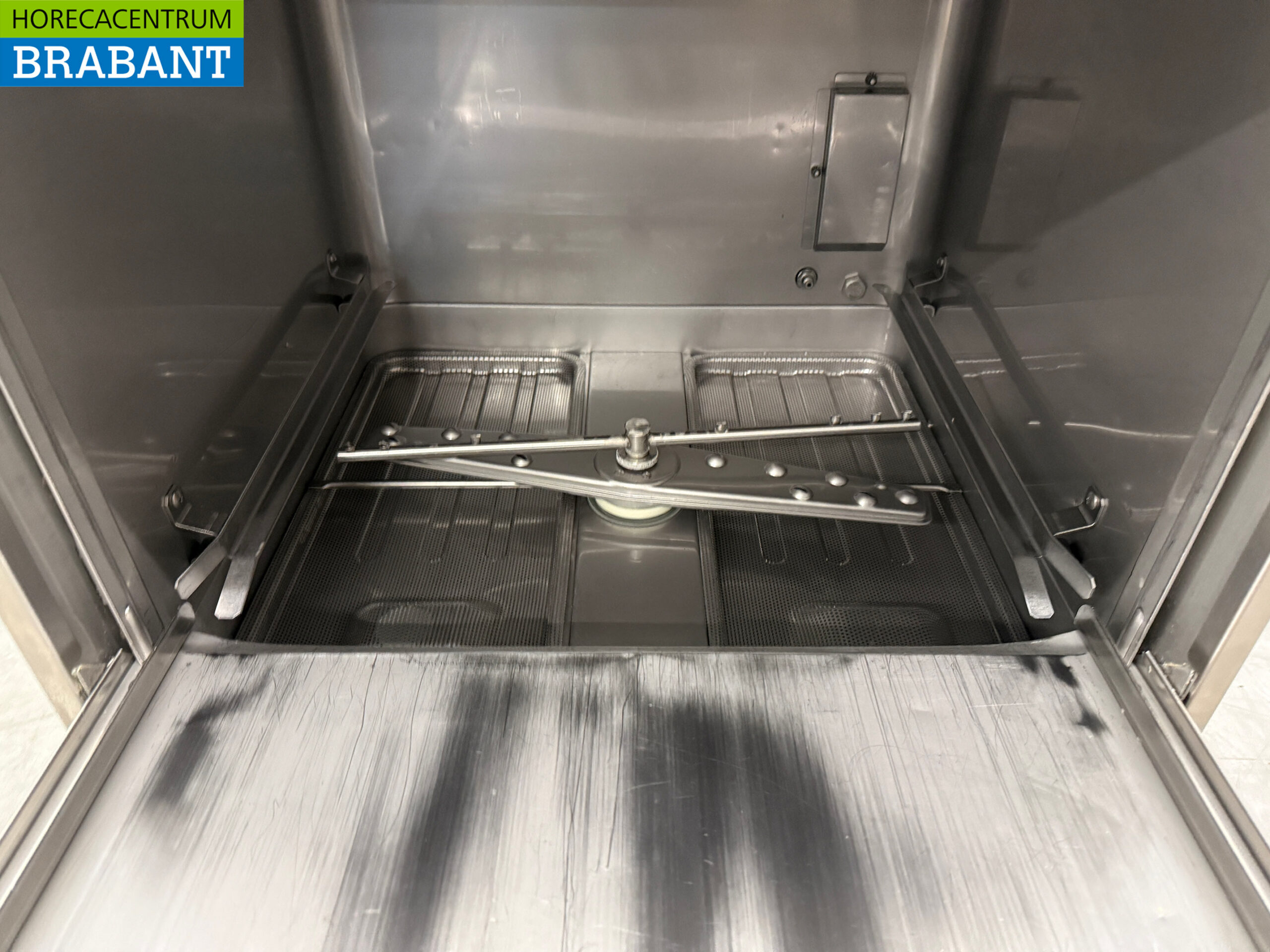 RVS Zanussi ZUCAI Vaatwasser 400V Horeca - Afbeelding 4