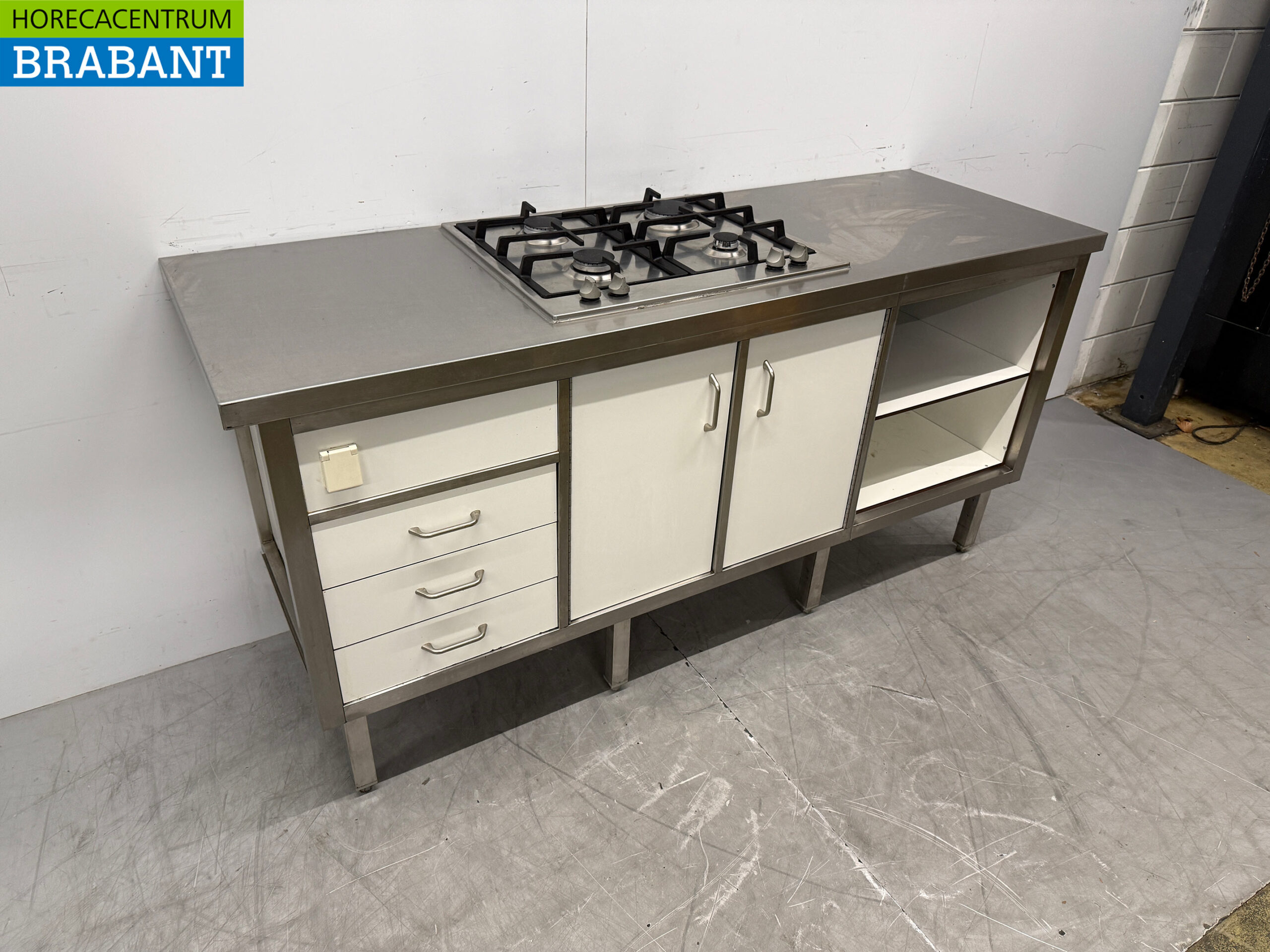 RVS Werktafel met 4 pits gasfornuis 180 cm GAS Horeca - Afbeelding 3