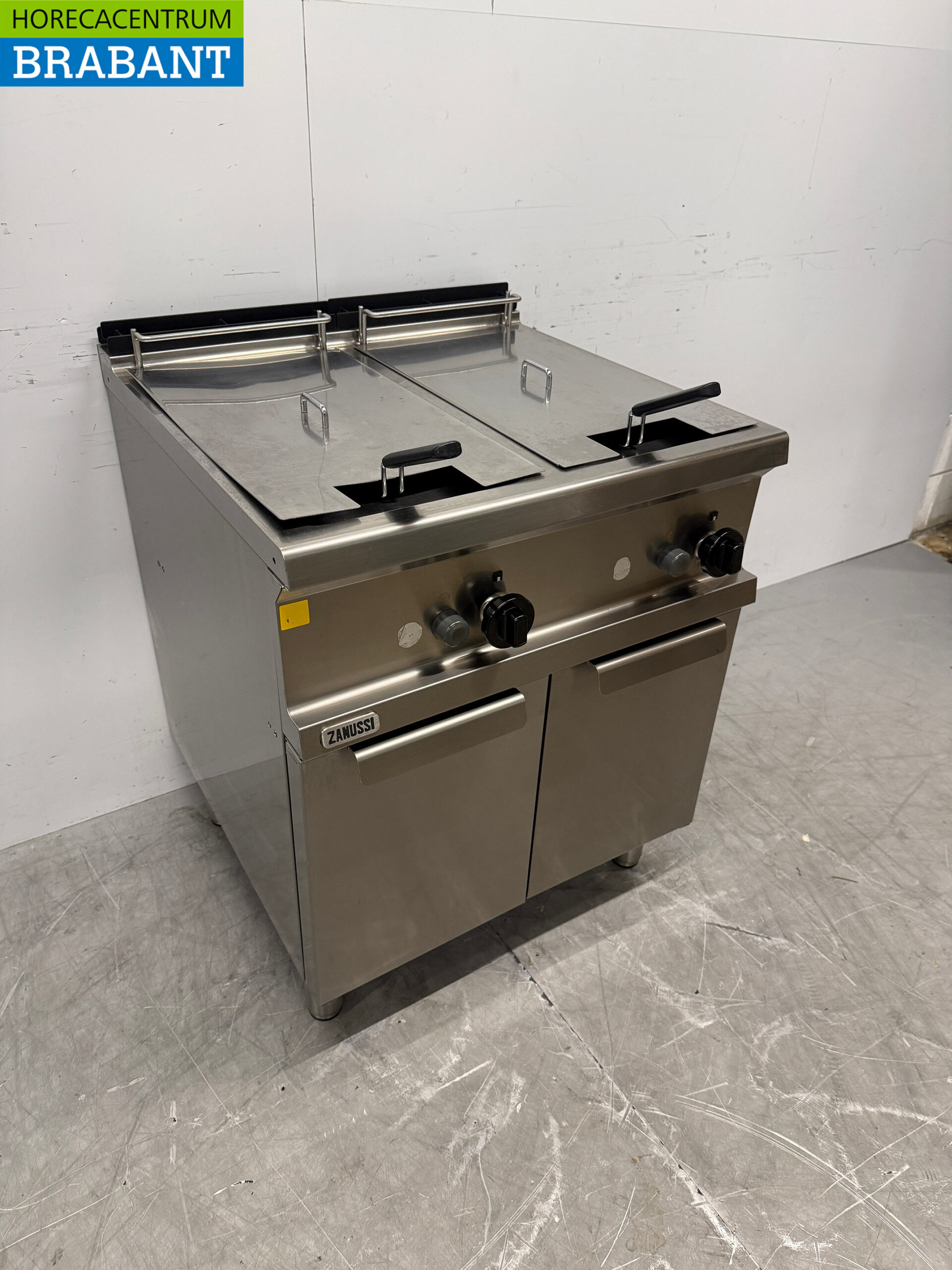 RVS Zanussi Dubbele Friteuse 2 x 14 liter GAS Horeca - Afbeelding 3