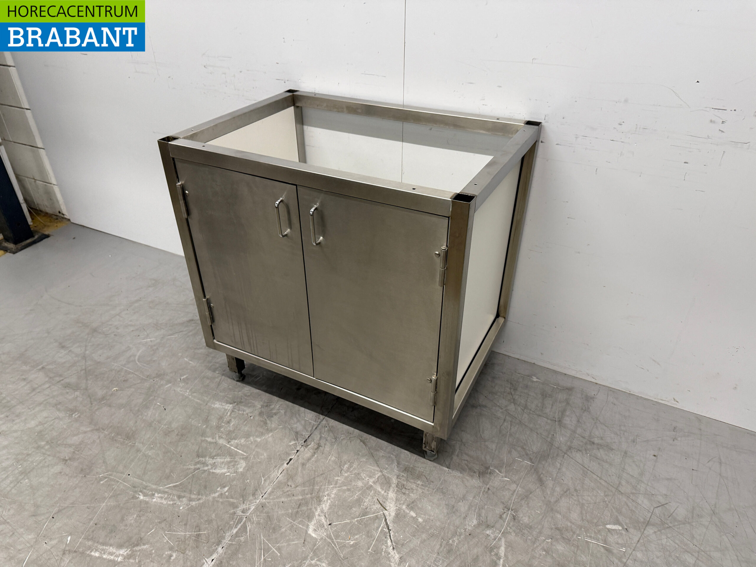 RVS Onderstel met 2 klapdeuren 86,5 x 60 x 87,5 cm Horeca - Afbeelding 2