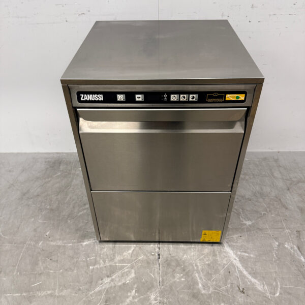 RVS Zanussi Vaatwasser 400V Horeca
