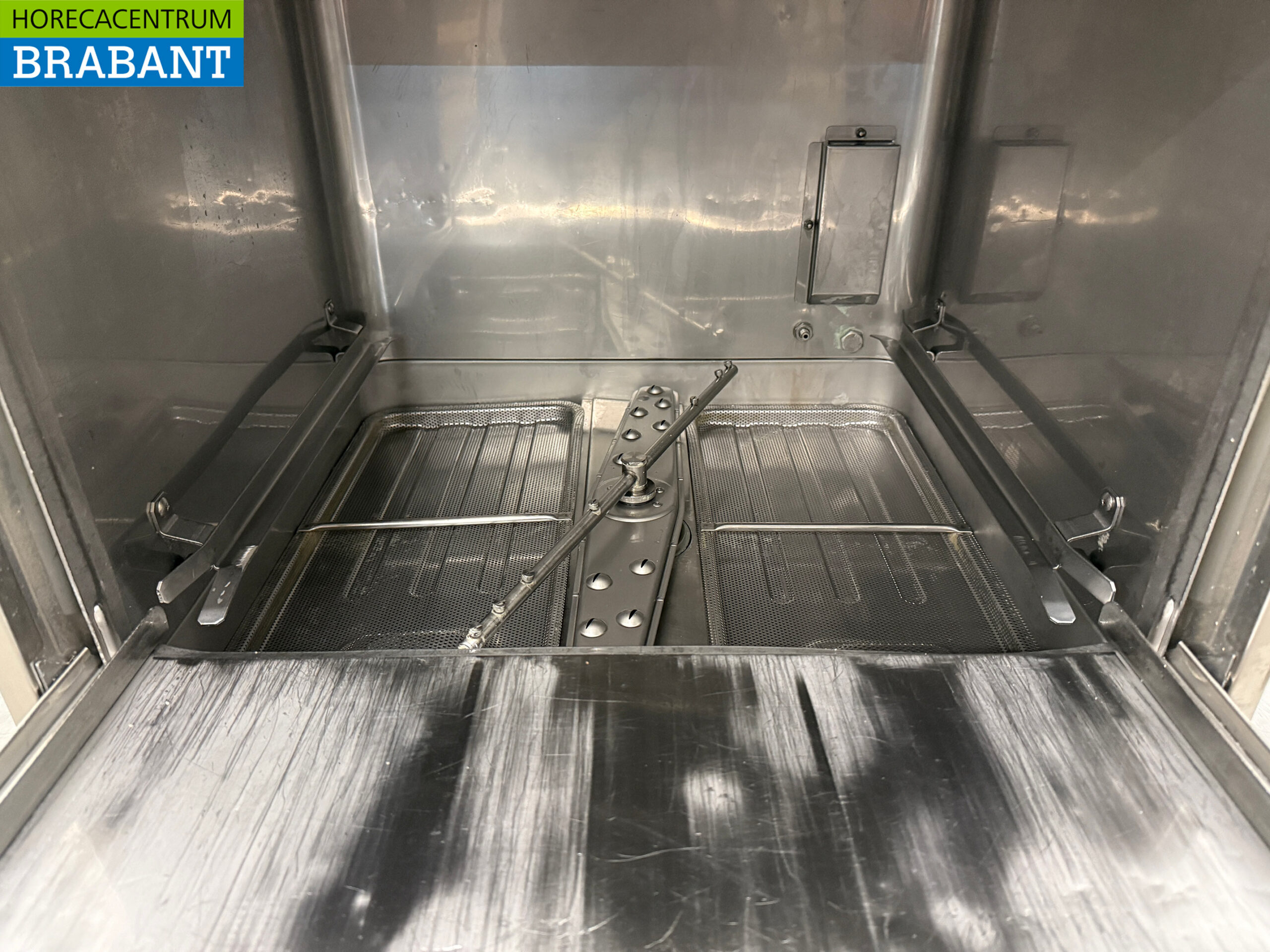 RVS Zanussi Vaatwasser 400V Horeca - Afbeelding 4