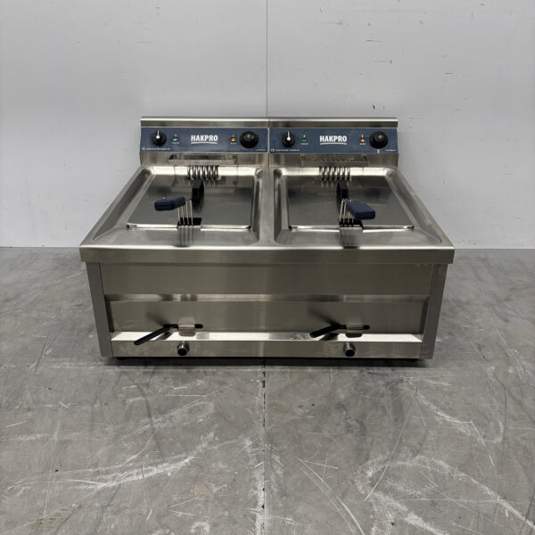 RVS Hakpro Friteuse 2 x 12 liter 2 x 400V Horeca