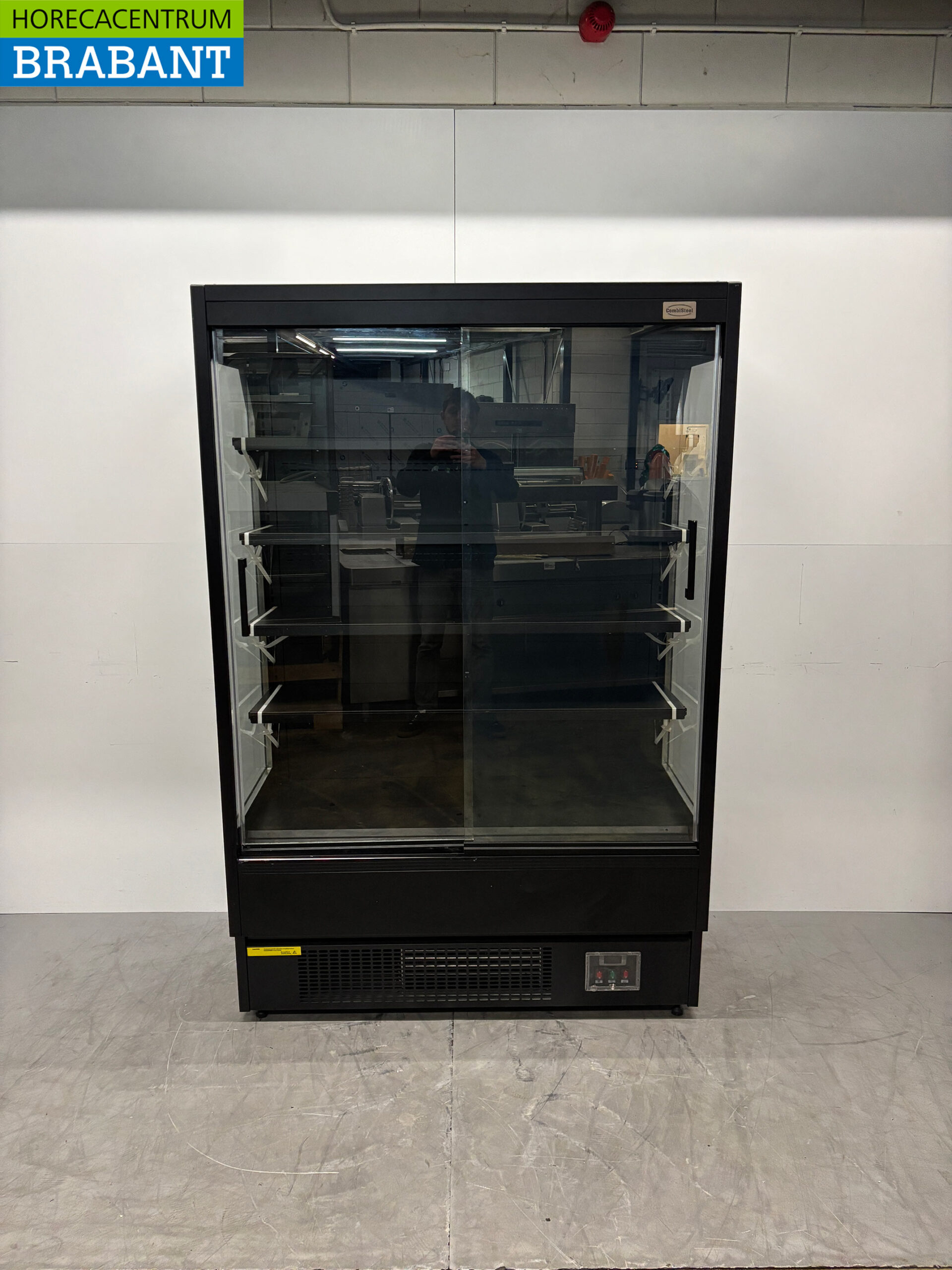 Combisteel Wandkoeling 2 Schuifdeuren 132 cm 230V Horeca