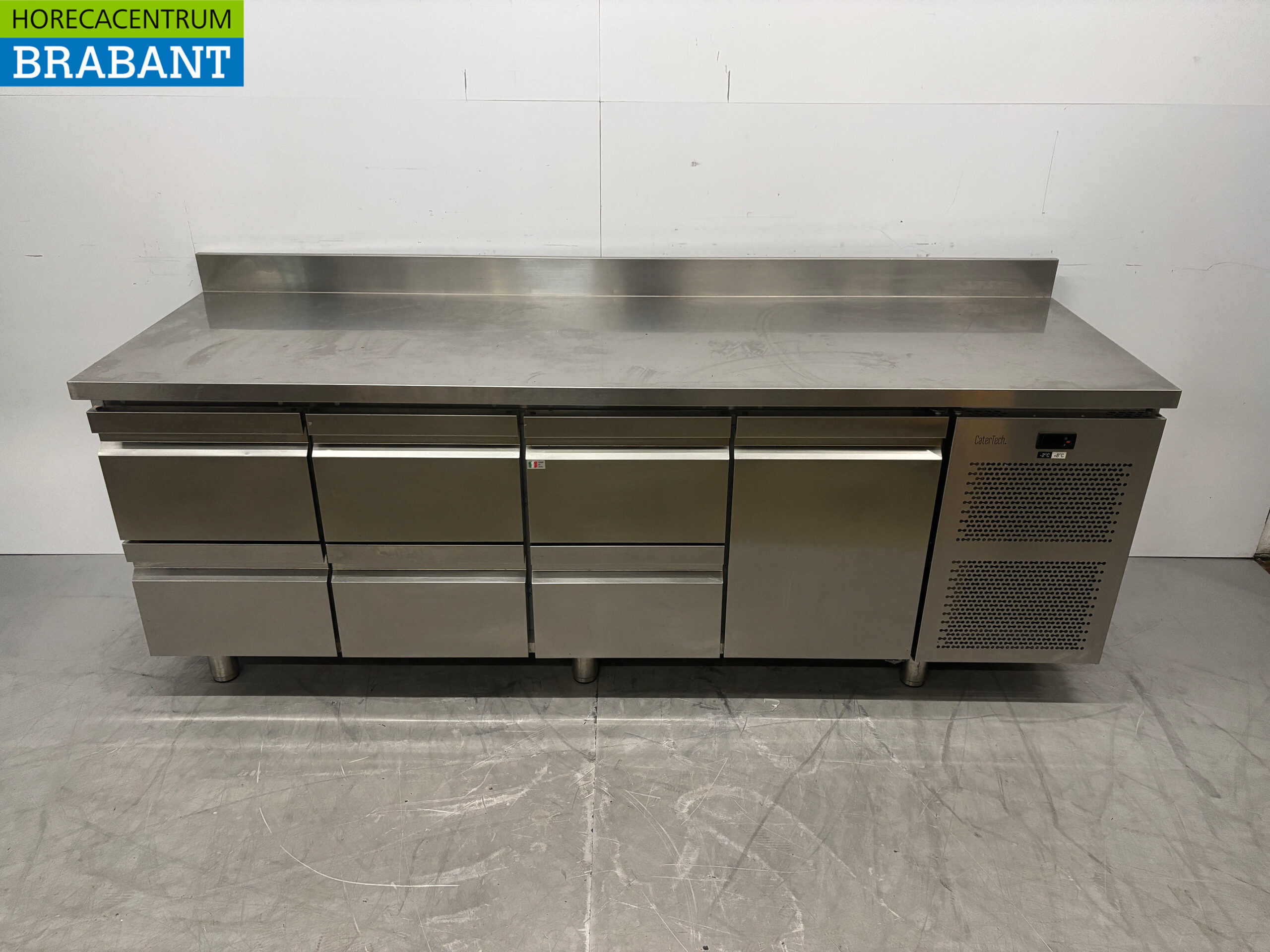 RVS Desco Koelwerkbank 6 laden 1 deur 225 cm 230V Horeca