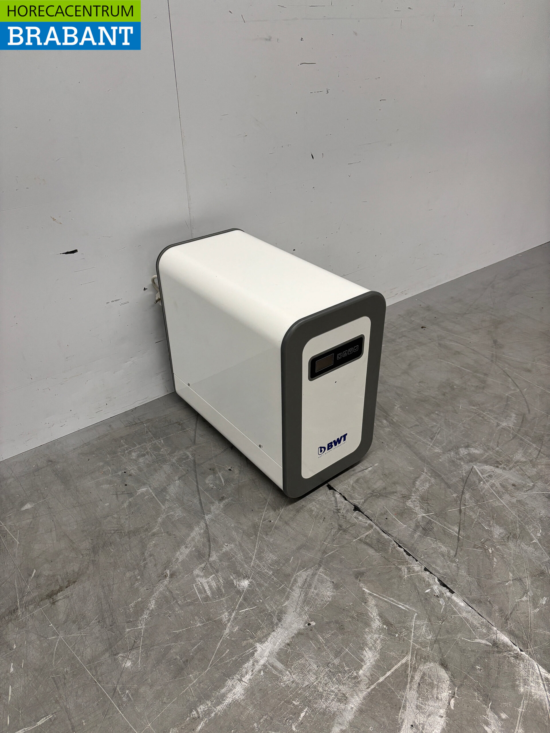 BWT Omgekeerde Osmose Systeem 180 liter per uur 230V Horeca - Afbeelding 3