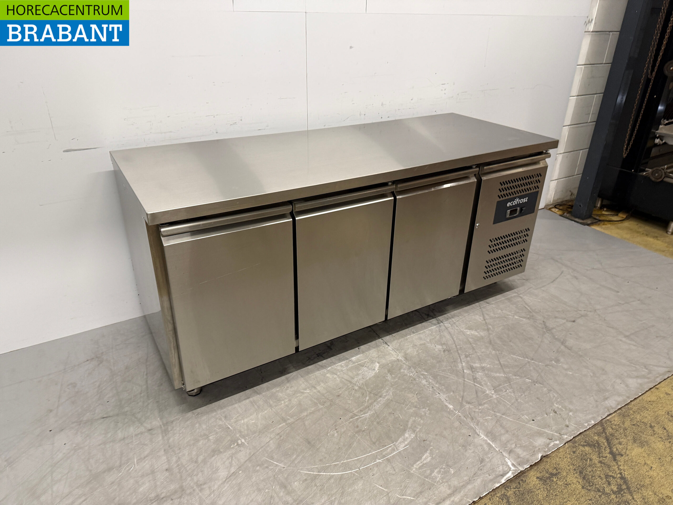 RVS Ecofrost Koelwerkbank 3 Deuren 179,5 cm 230V Horeca - Afbeelding 3