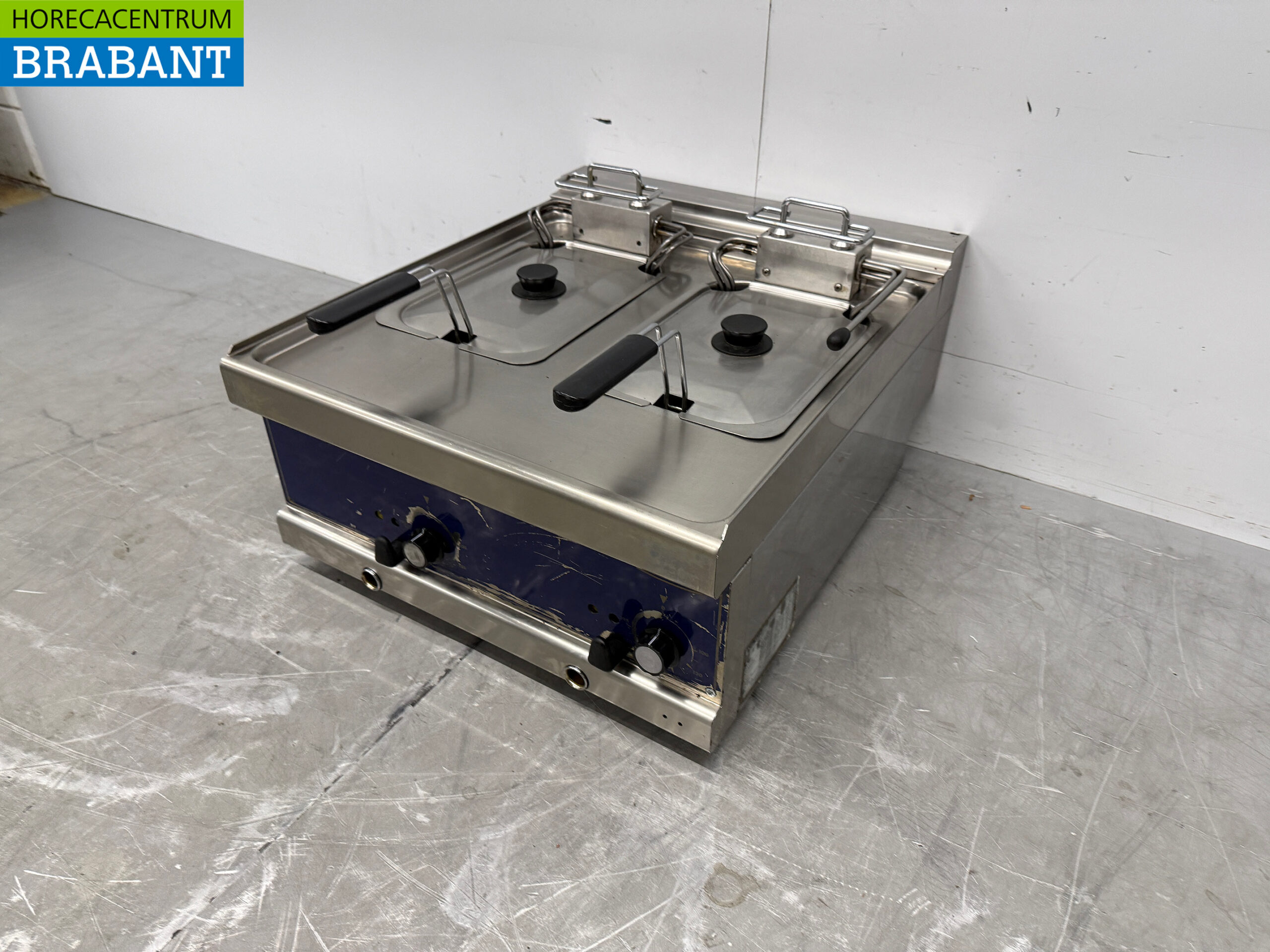 RVS Virtus Dubbele Friteuse 2 x 10 liter 400V Horeca - Afbeelding 2