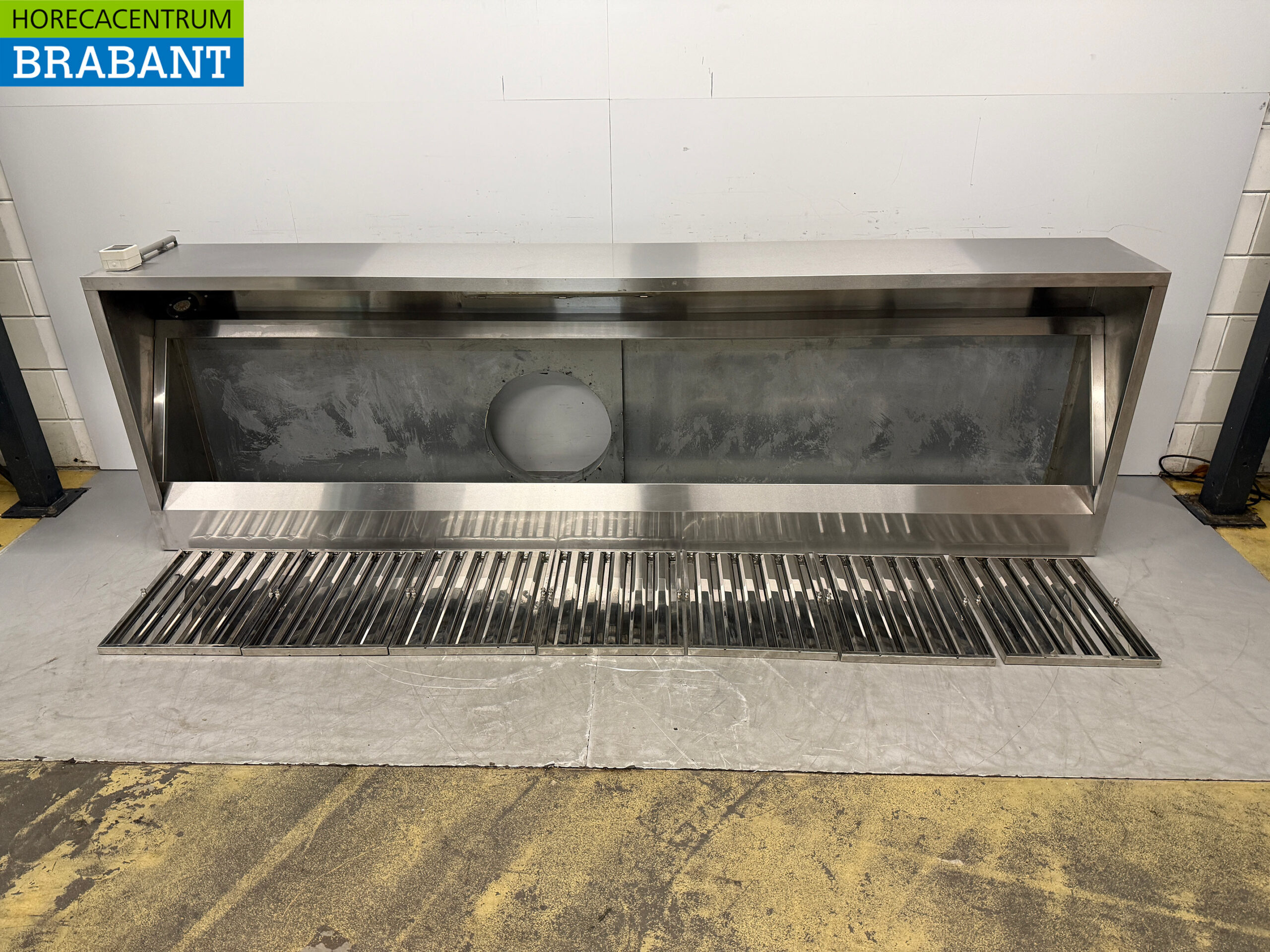 RVS Afzuigkap Dampkap met lamellen filters 300 cm Box model 230V Horeca