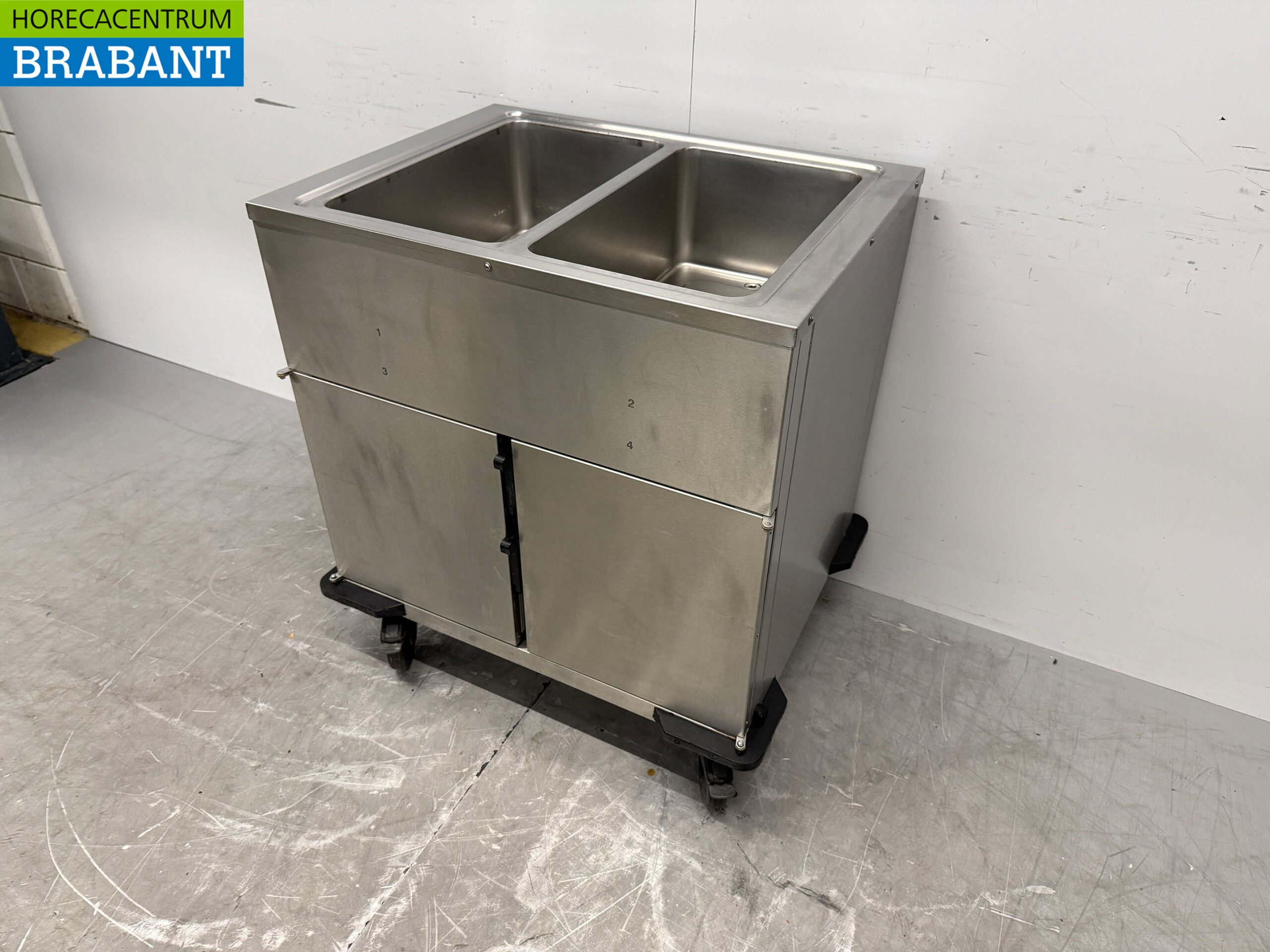 RVS Rieber Verrijdbare Bain-Marie 2 x 1/1 GN met warmhoudkast 230V Horeca - Afbeelding 2