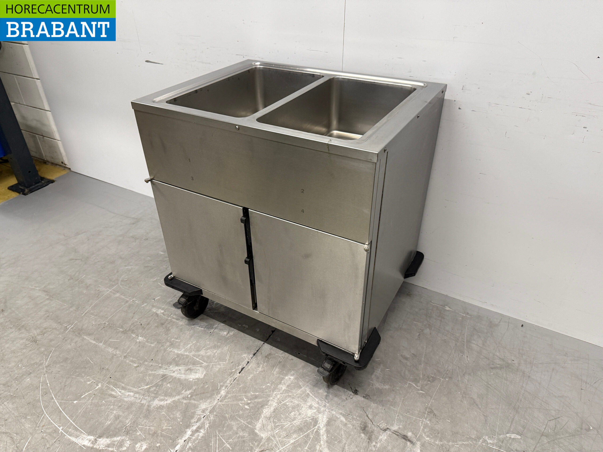 RVS Rieber Verrijdbare Bain-Marie 2 x 1/1 GN met warmhoudkast 230V Horeca - Afbeelding 2