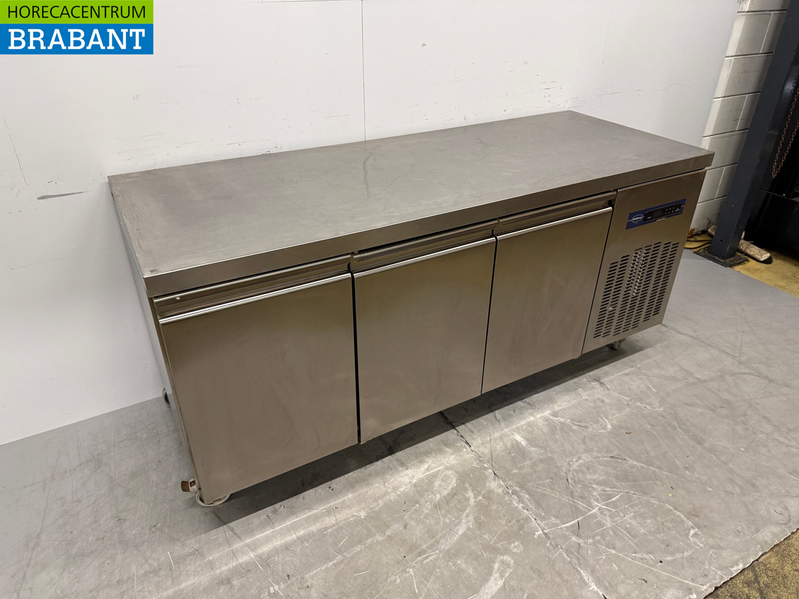 RVS Rubbens Verrijdbare Vrieswerkbank 3 Deuren 184,5 cm 230V Horeca - Afbeelding 3