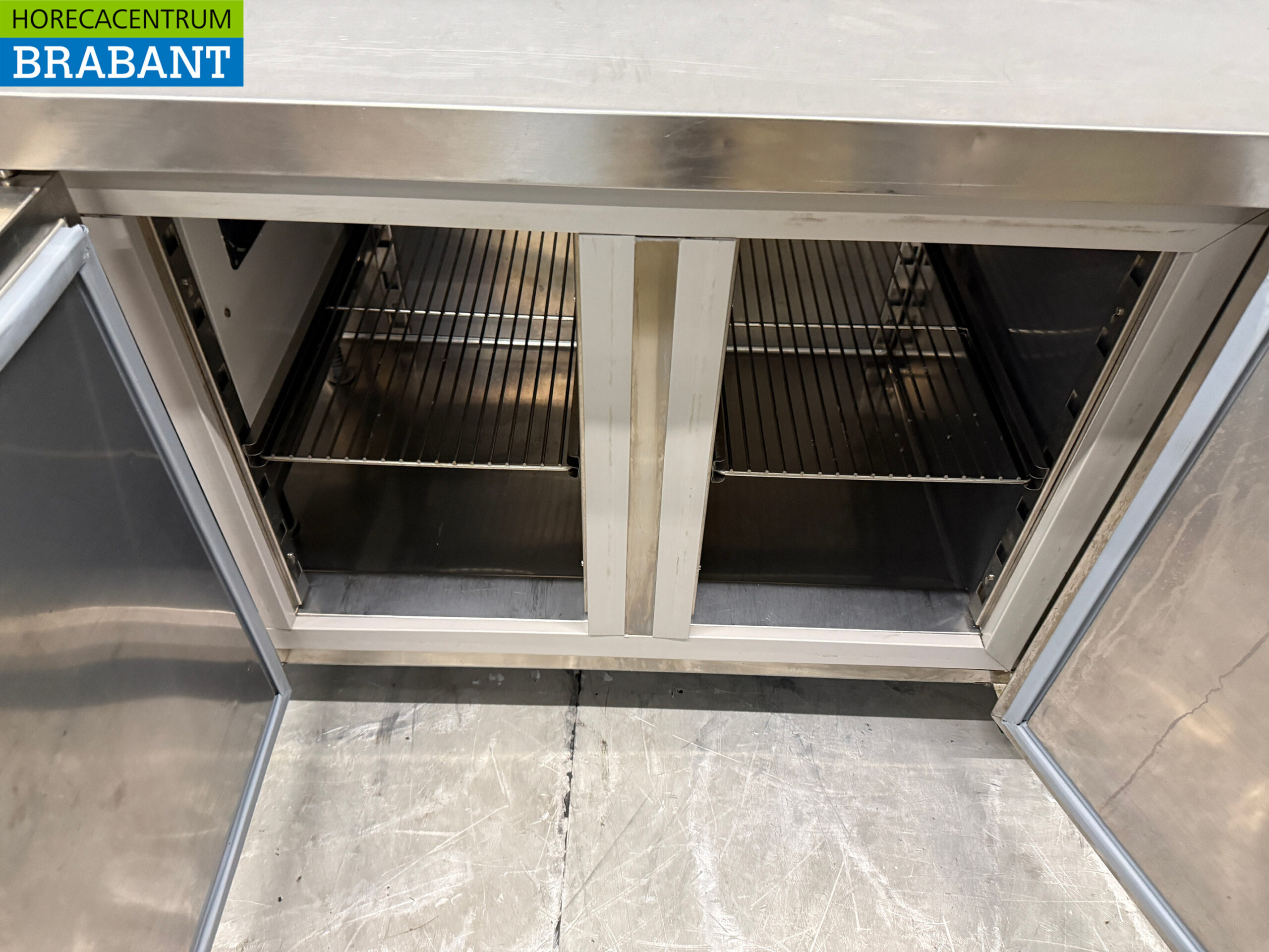 RVS Rubbens Verrijdbare Vrieswerkbank 3 Deuren 184,5 cm 230V Horeca - Afbeelding 4