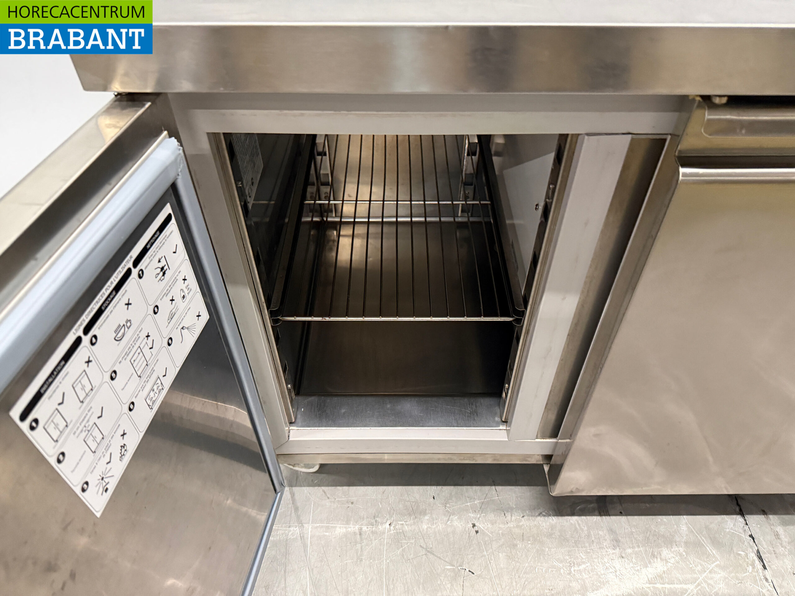 RVS Rubbens Verrijdbare Vrieswerkbank 3 Deuren 184,5 cm 230V Horeca - Afbeelding 5