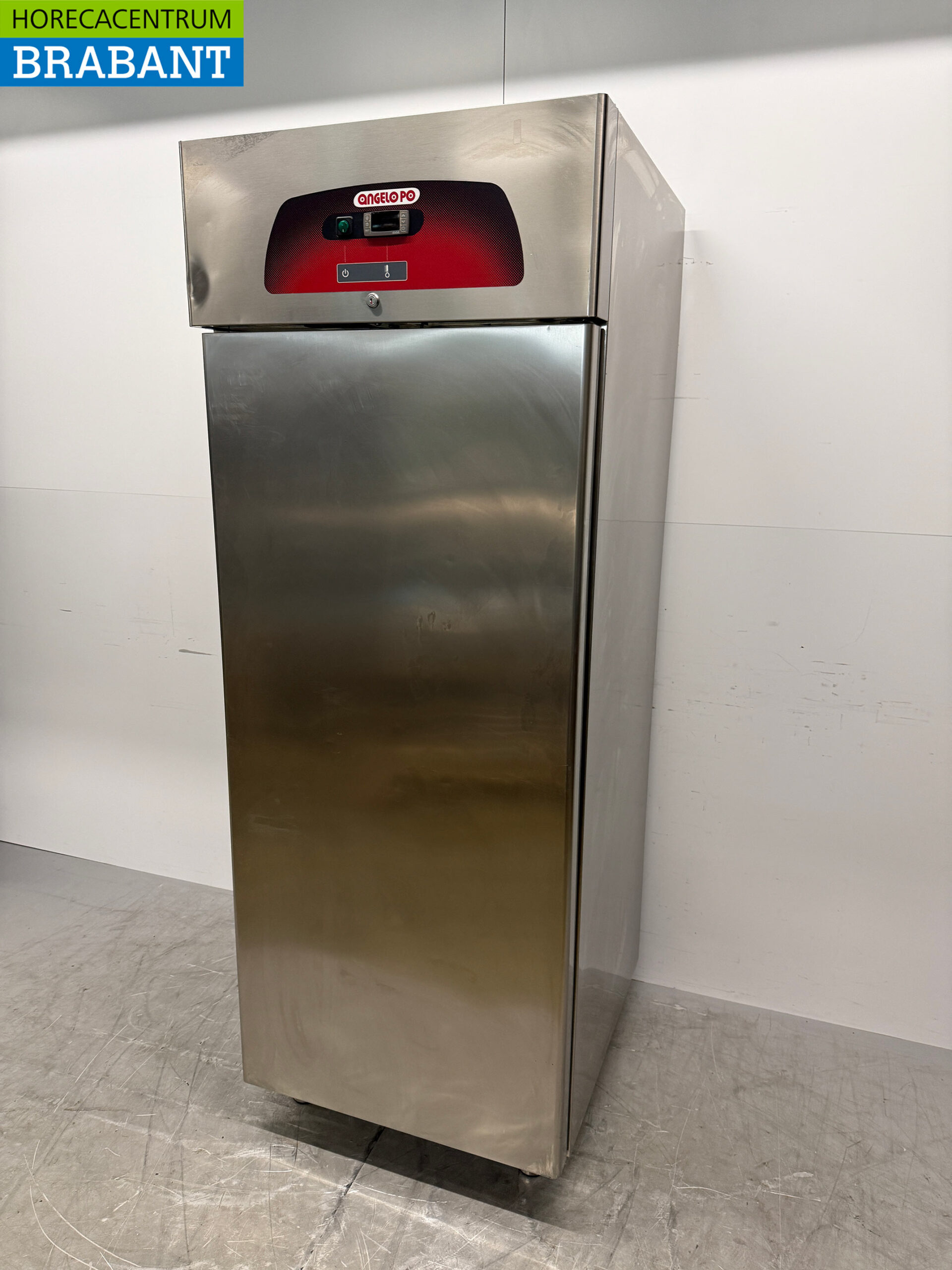 RVS Angelo Po Vriezer 600 liter 230V Horeca - Afbeelding 2